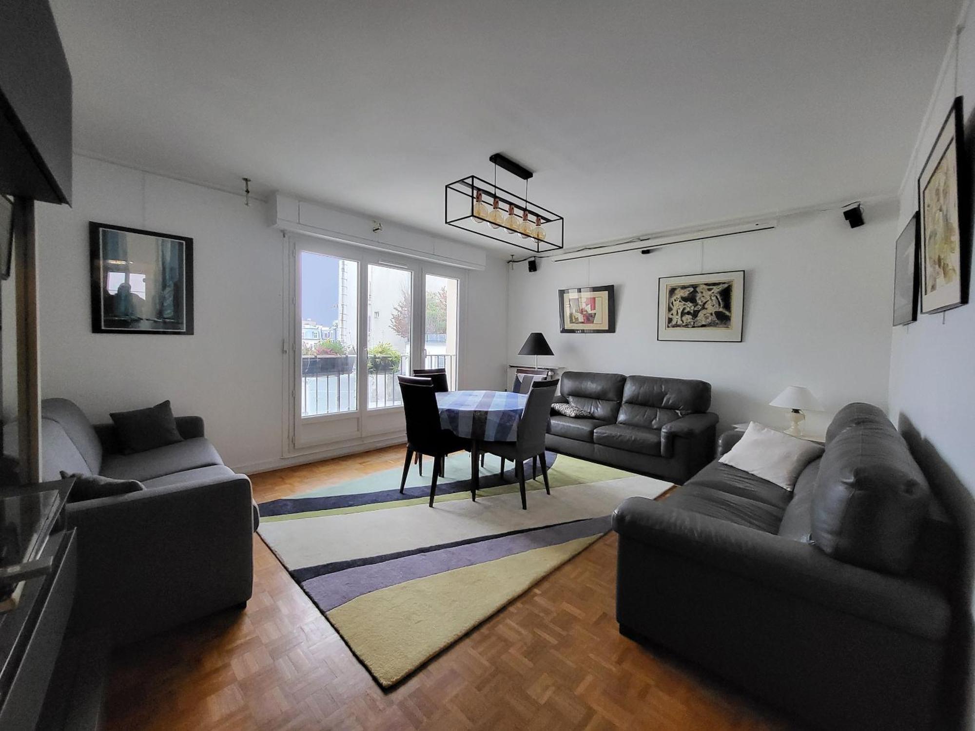 Apartment Paris, Bonne Nouvelle, 56m2 *