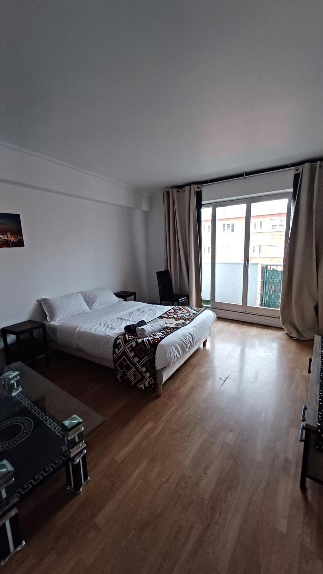 Soft Apartment