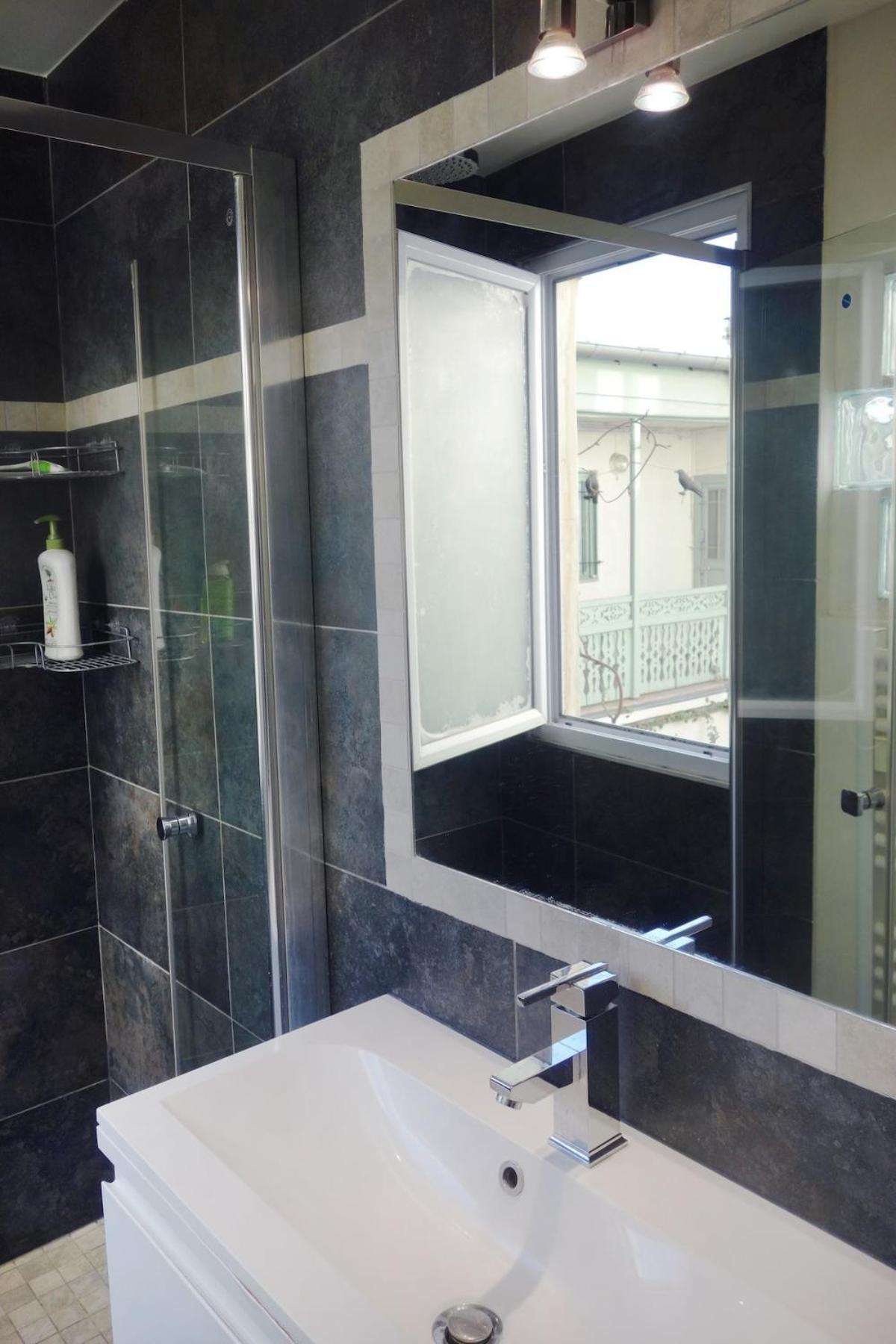 Bel En Plein Montmartre Ideal Pour 2 A 4 Personnes Apartment *