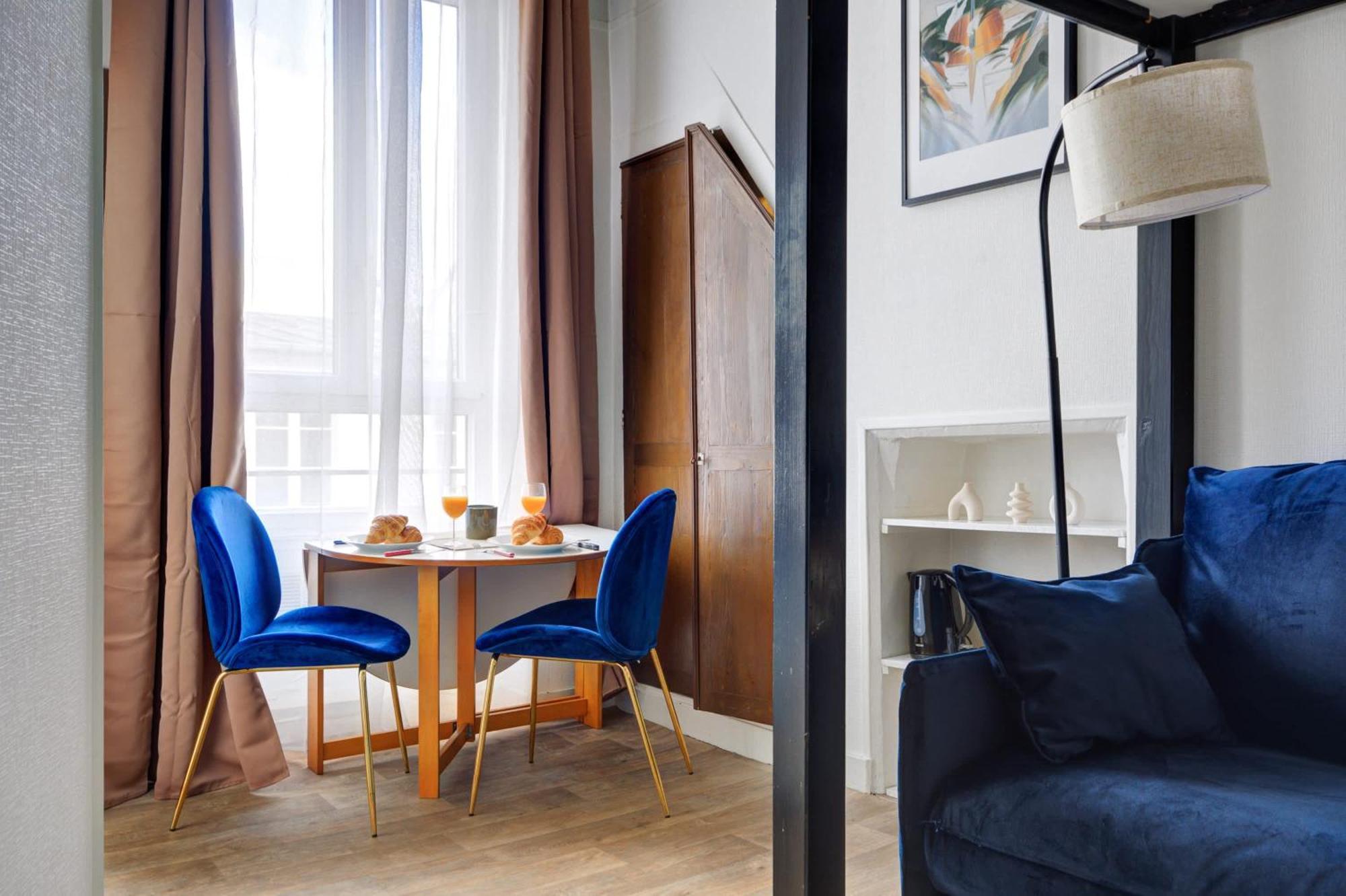 Cozy For 2 In The Heart Of Le Marais Paris