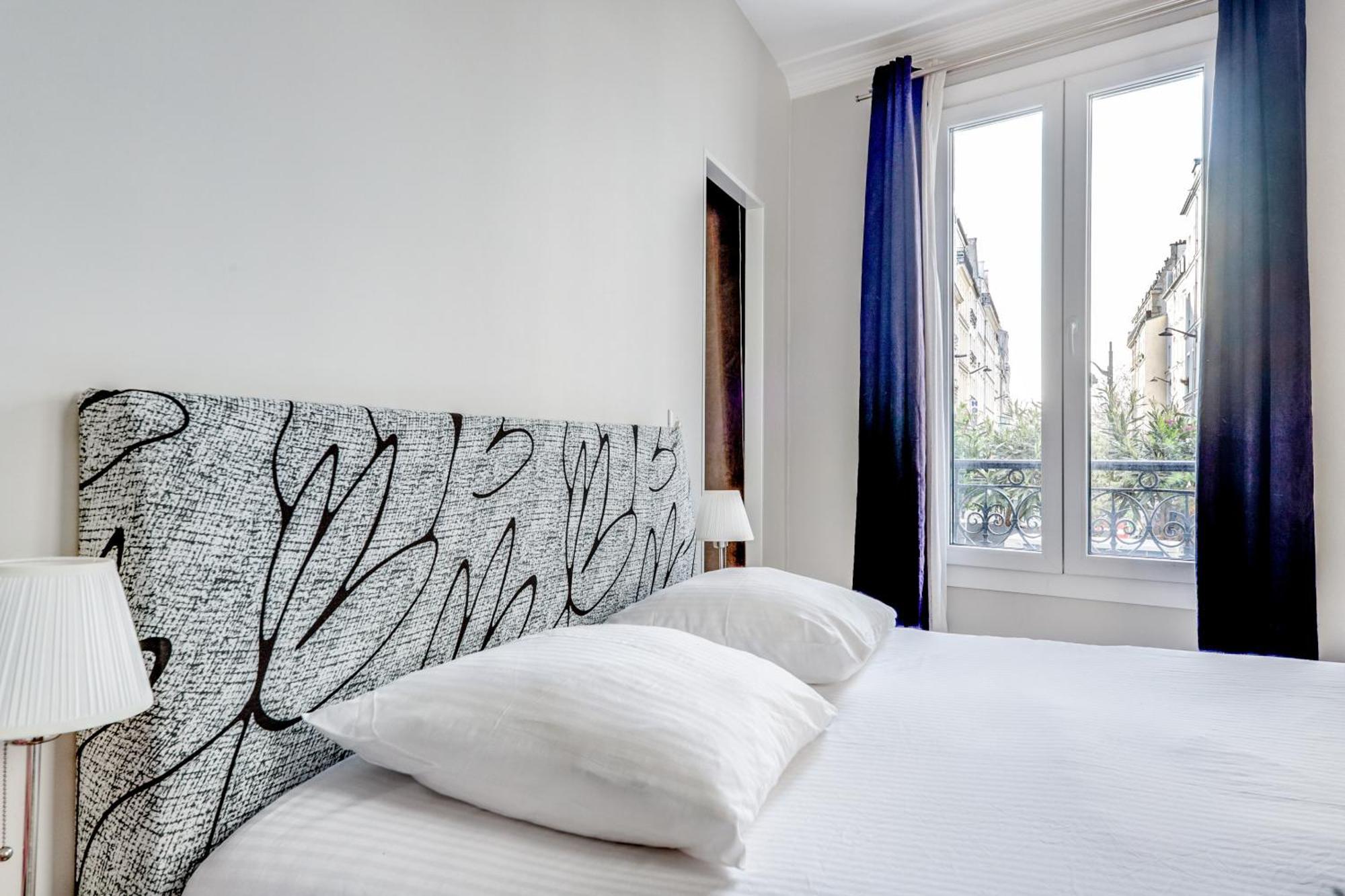 Ac & 10min From Marais L Center Of