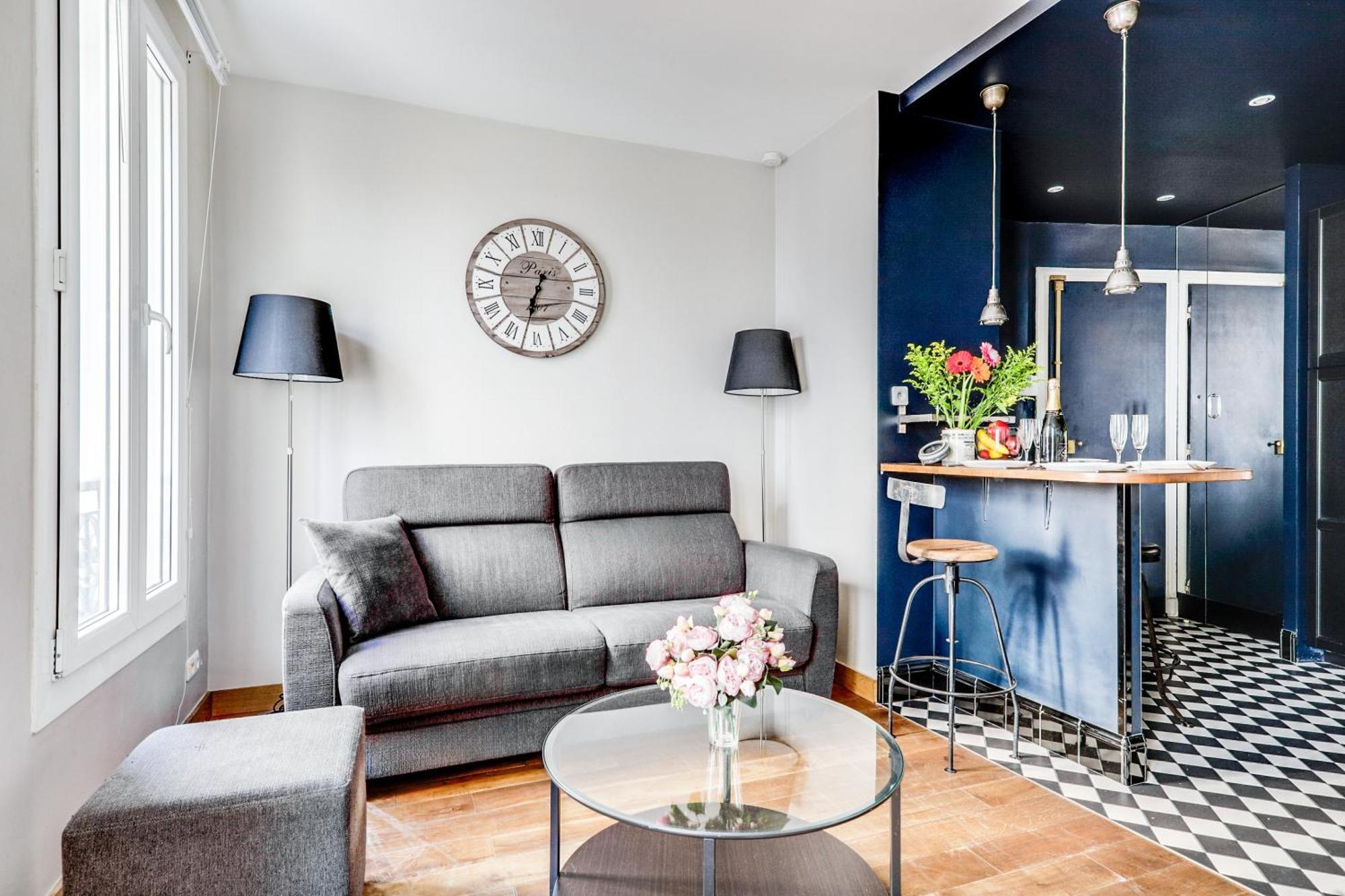 Ac & 10min From Marais L Center Of *