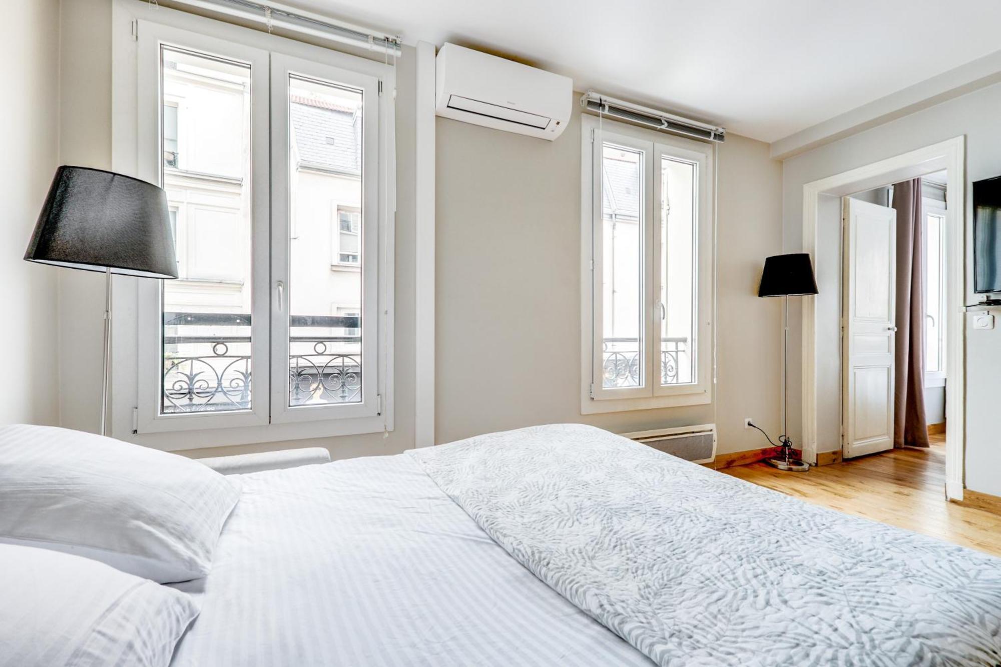 Ac & 10min From Marais L Center Of Apartment Paris