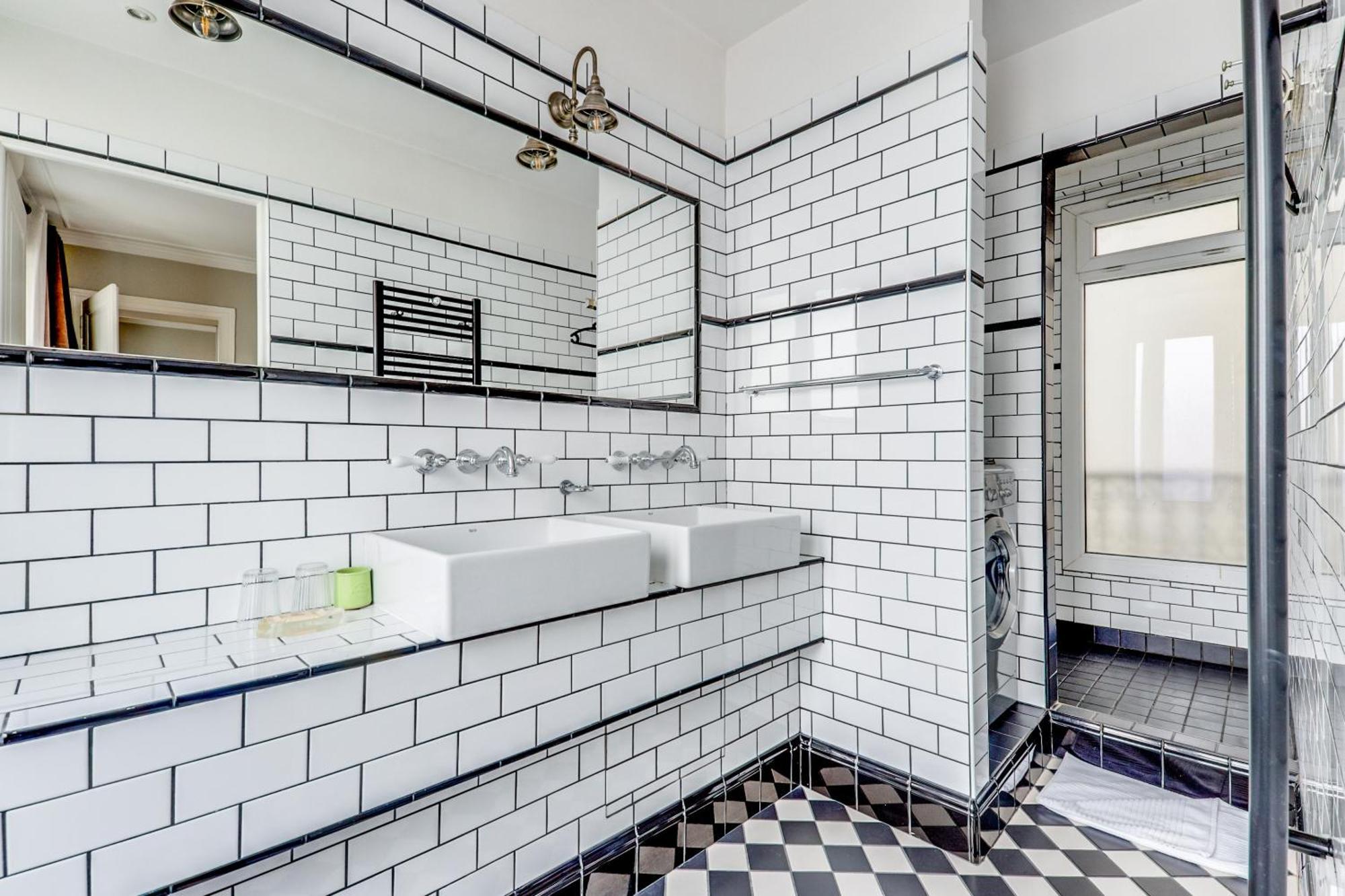 Apartment Ac & 10min From Marais L Center Of *