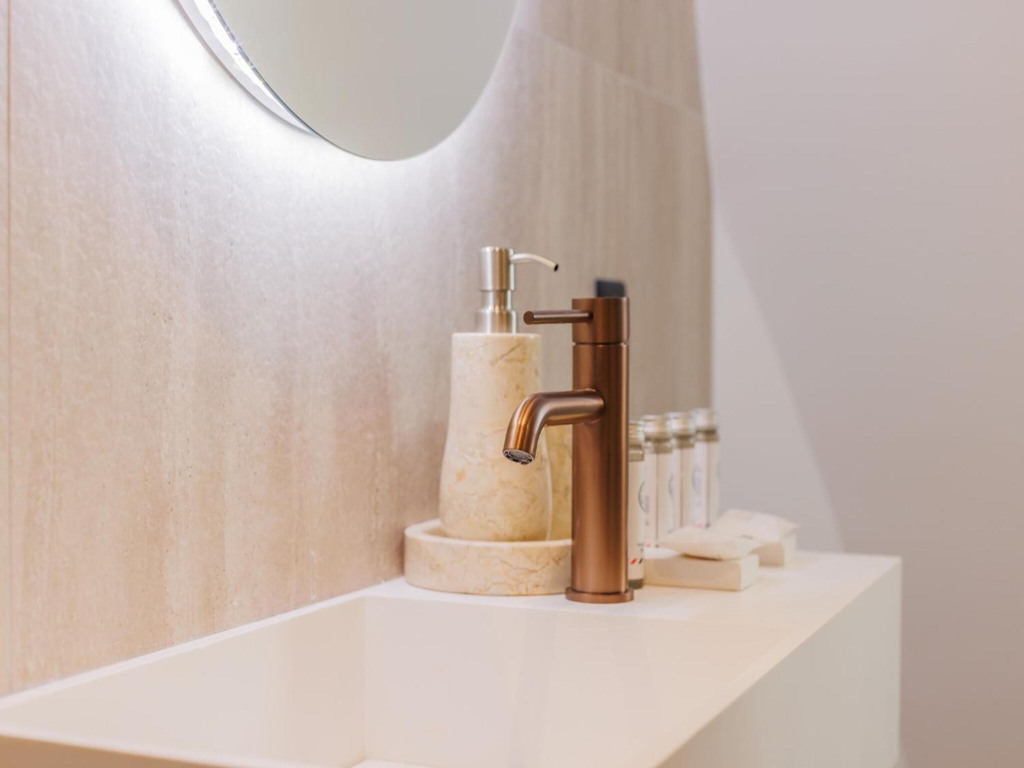 Apartment Modern - 2p - Ac - Madeleine Saint-lazare Paris