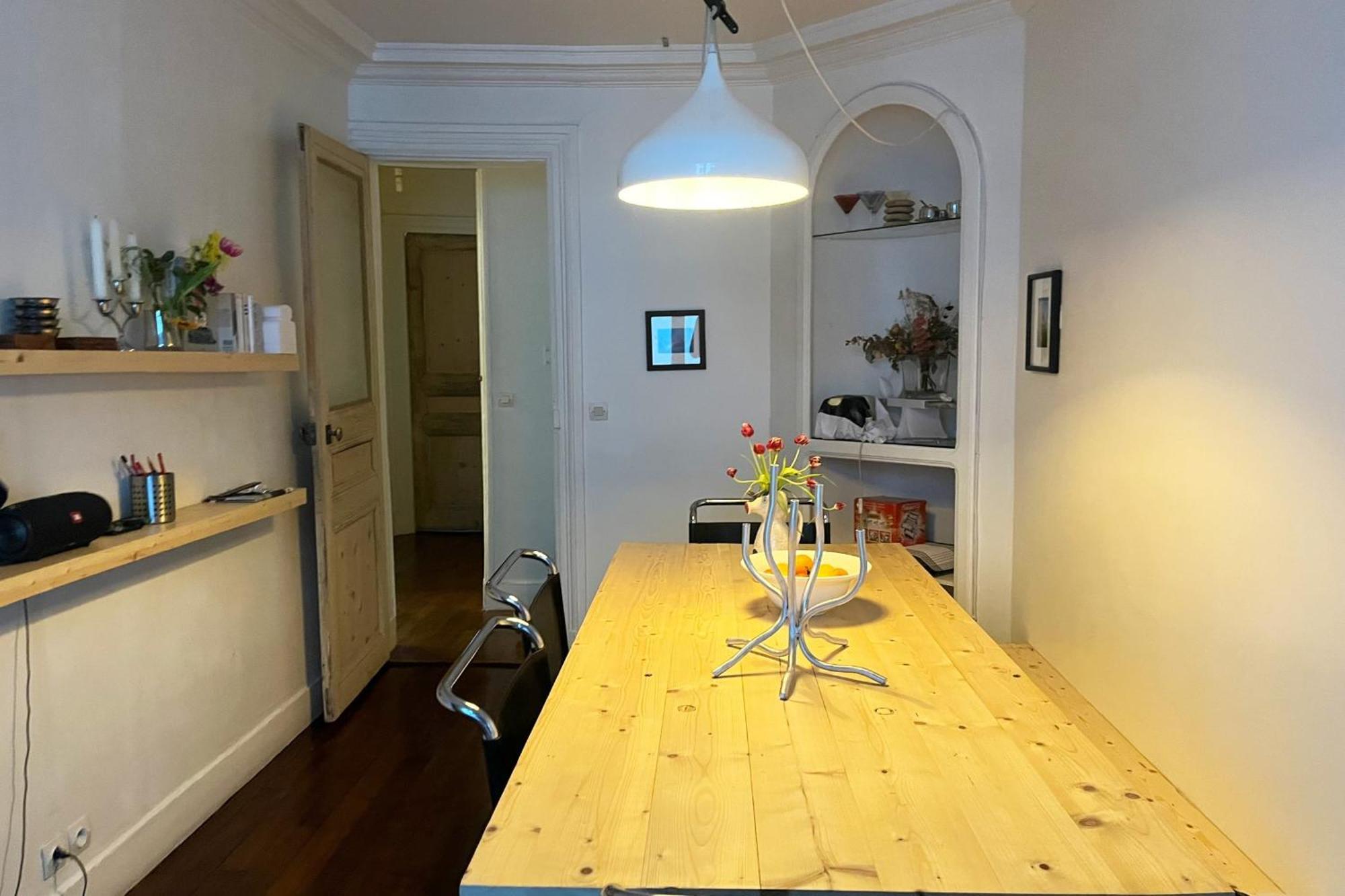 Apartment Charming Spacious T2 In The 18th -