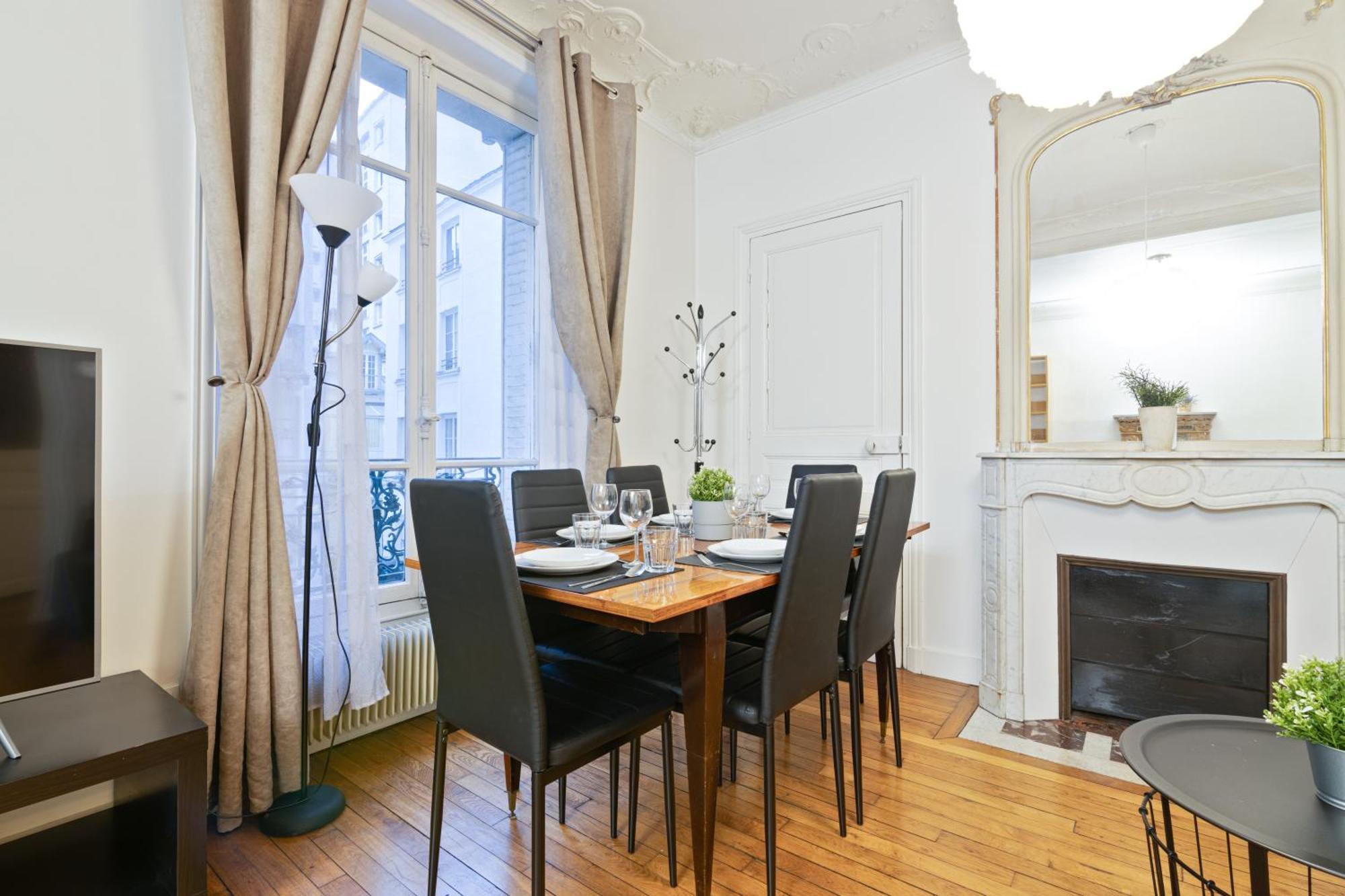 Apartment Superb Quartier Pantheon 4 Paris