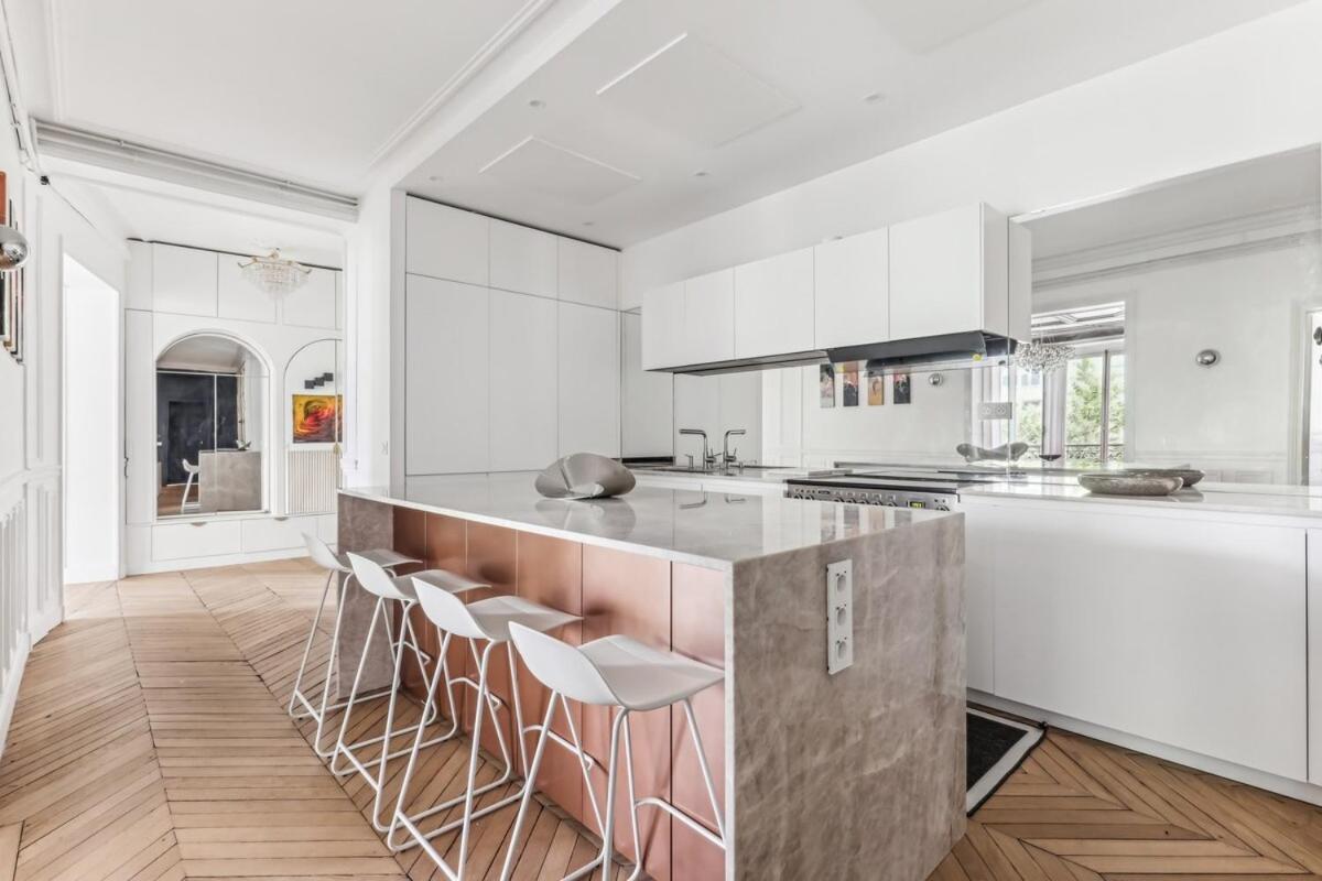 Le Palace Sacre Coeur By Ecoflats *
