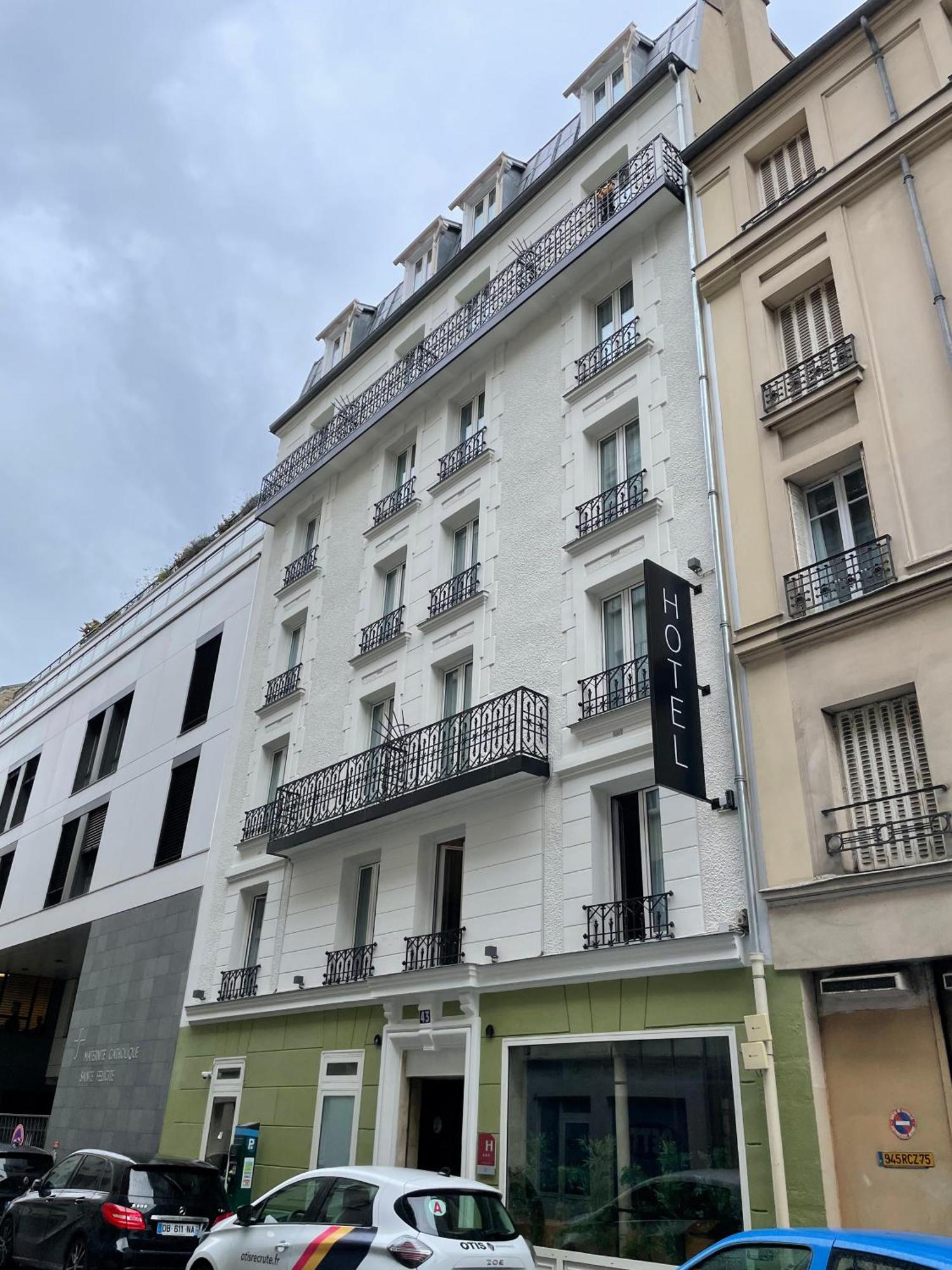 De La Paix Hotel 3*