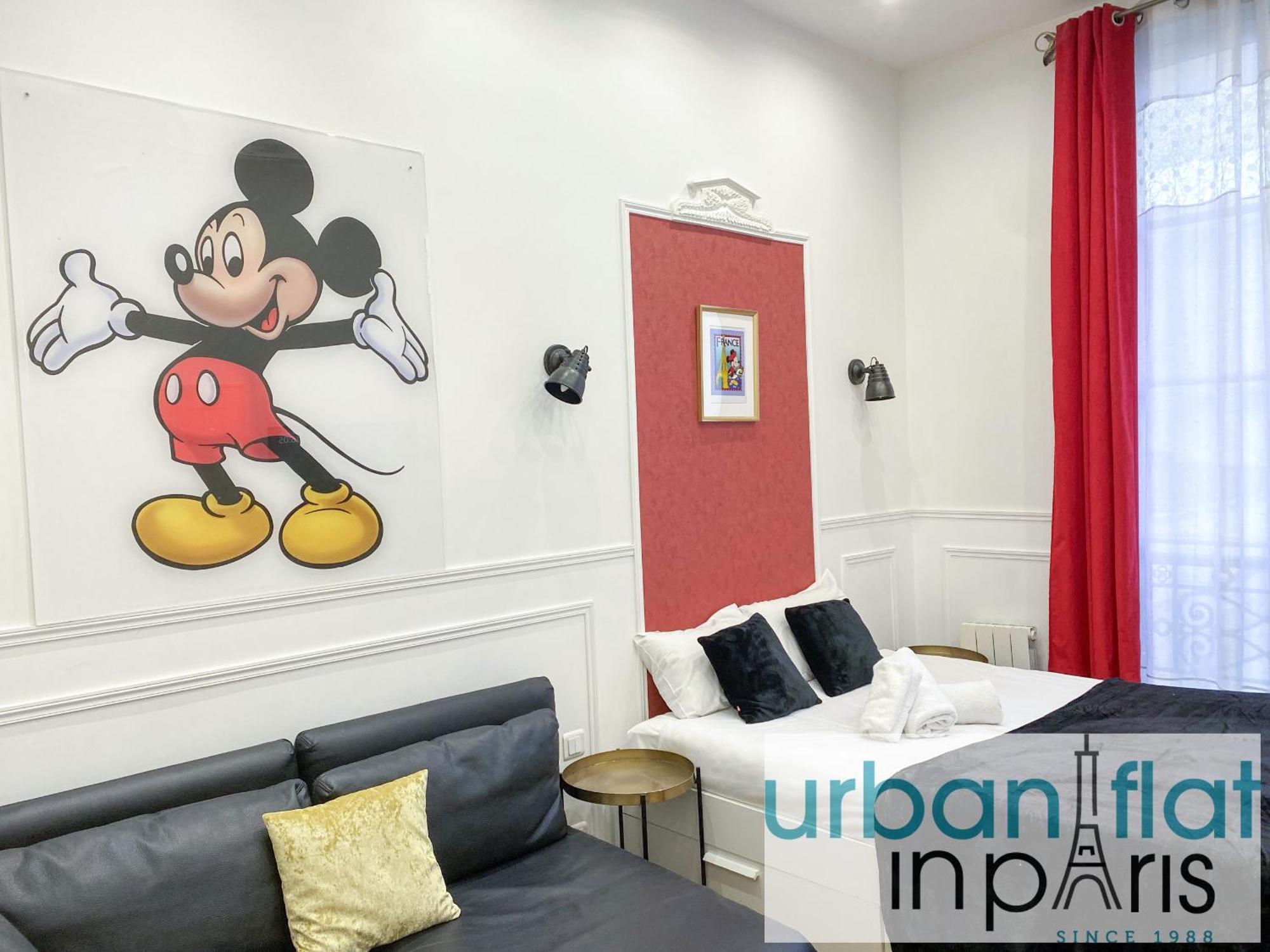Urban Flat 72 - Pretty 3 Bedroom Flat - Triangle D Or Apartment *