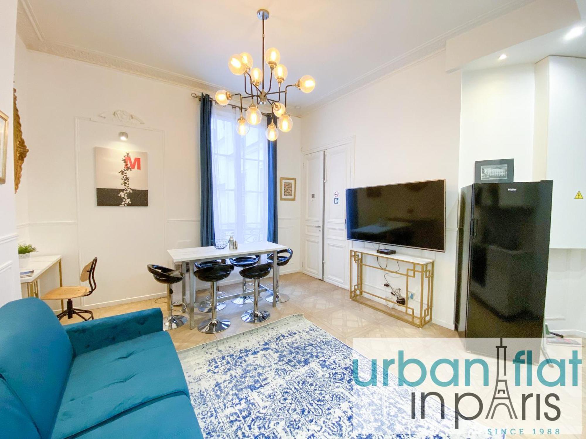 Apartment Urban Flat 72 - Pretty 3 Bedroom Flat - Triangle D Or *