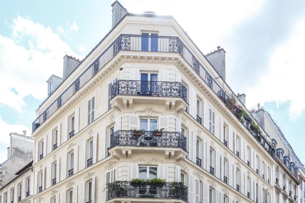 Apartment Mon - Vrai Parisien - Centre- Cosy Modern & Comfort - Free Travel Guide - Speciale Famille - Special Offer *