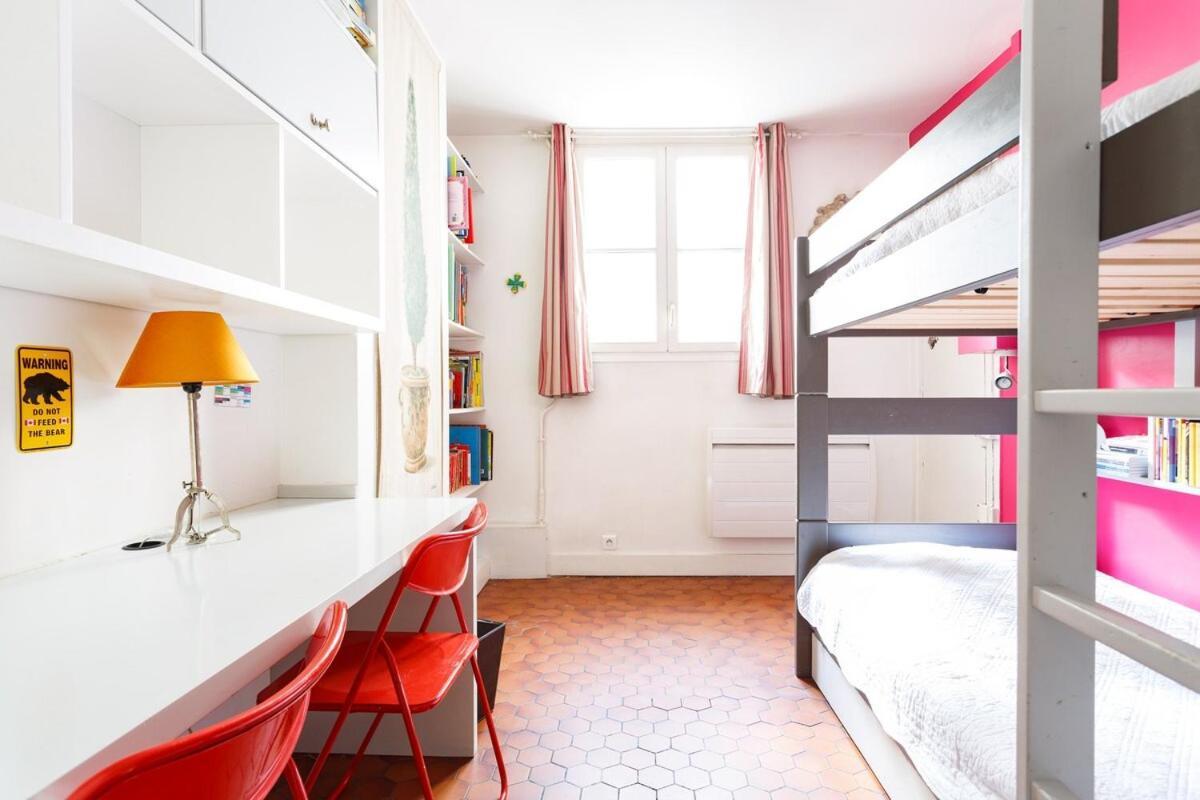 Mon - Vrai Parisien - Centre- Cosy Modern & Comfort - Free Travel Guide - Speciale Famille - Special Offer Paris