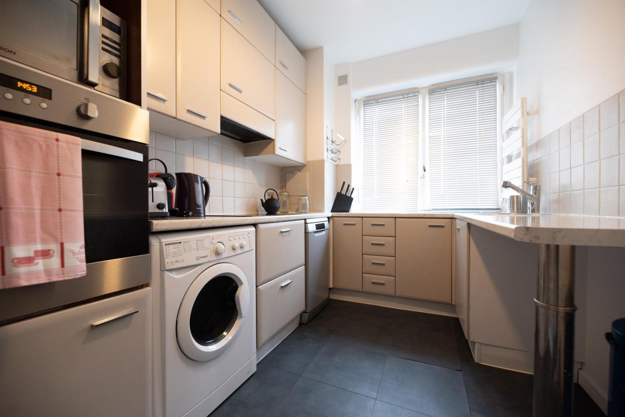 Cia - Pereire, Spacious Flat With Balcony *