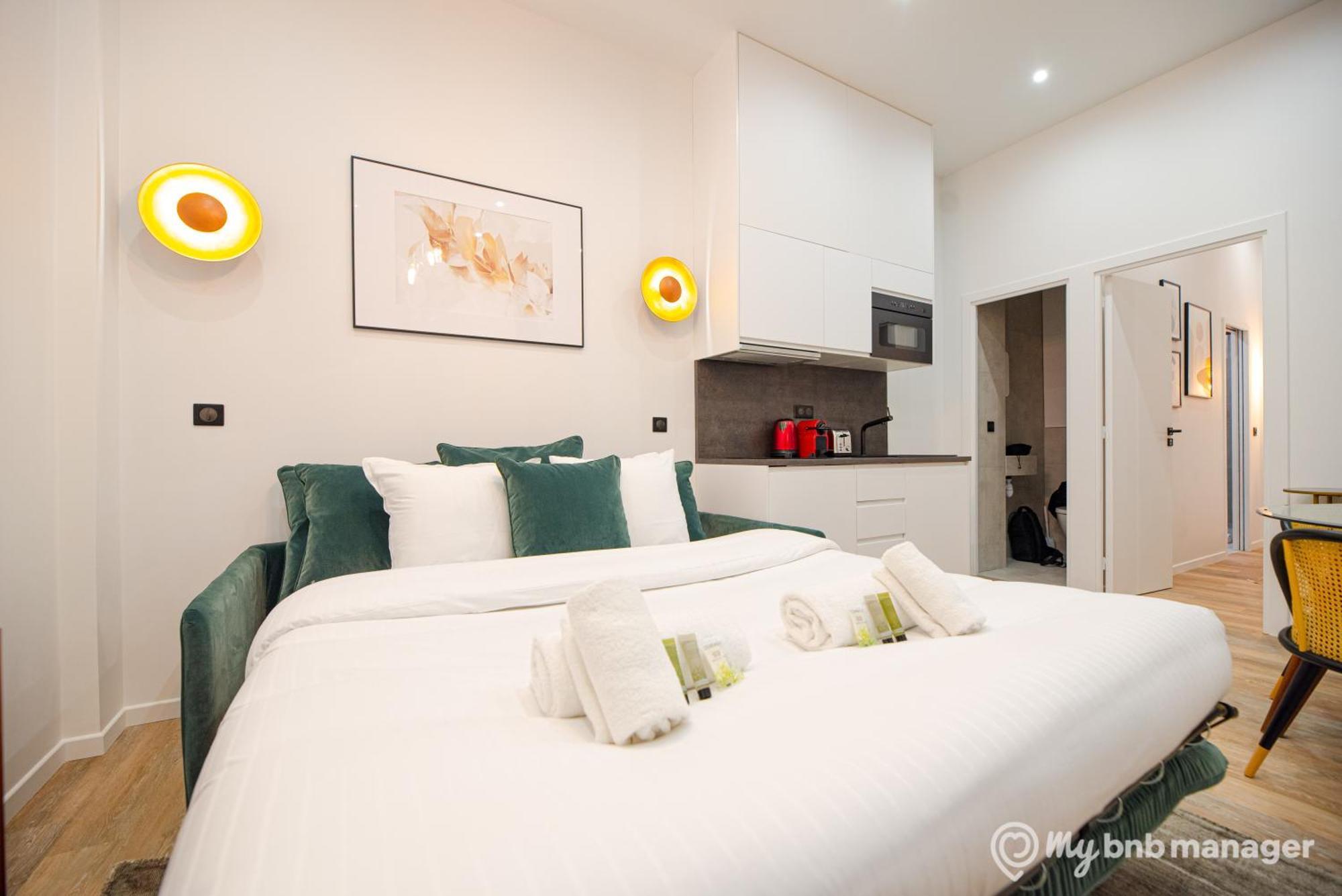 Cia - Flat On Rue La Fayette * Paris