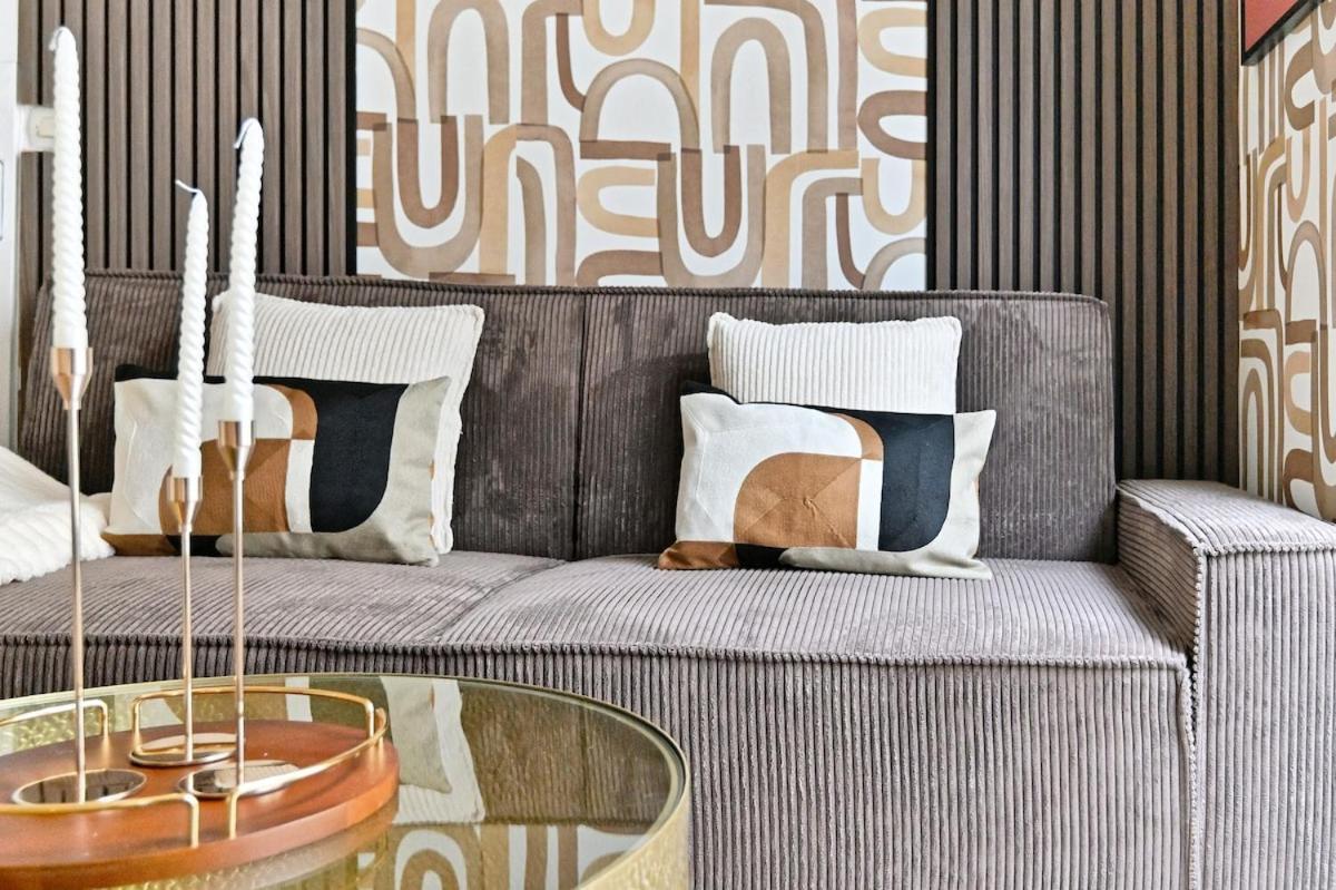 Apartment Beautiful Bright In