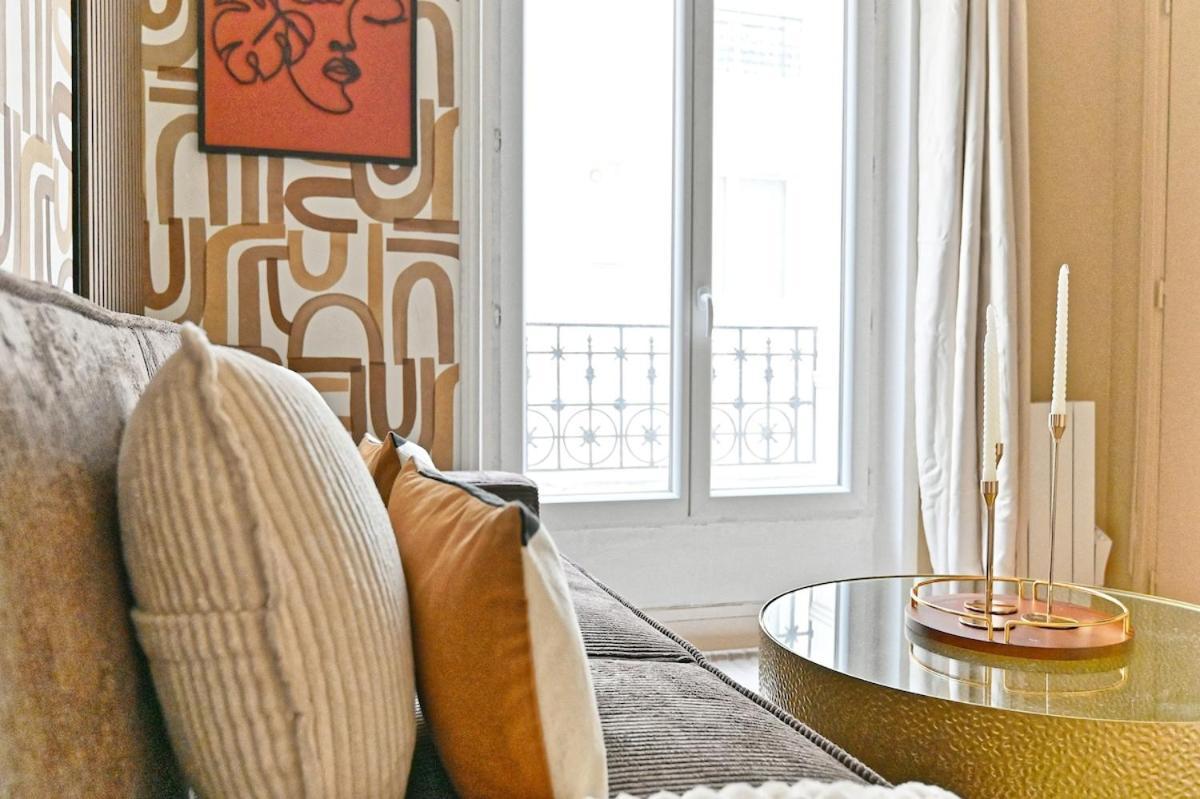 Apartment Beautiful Bright In