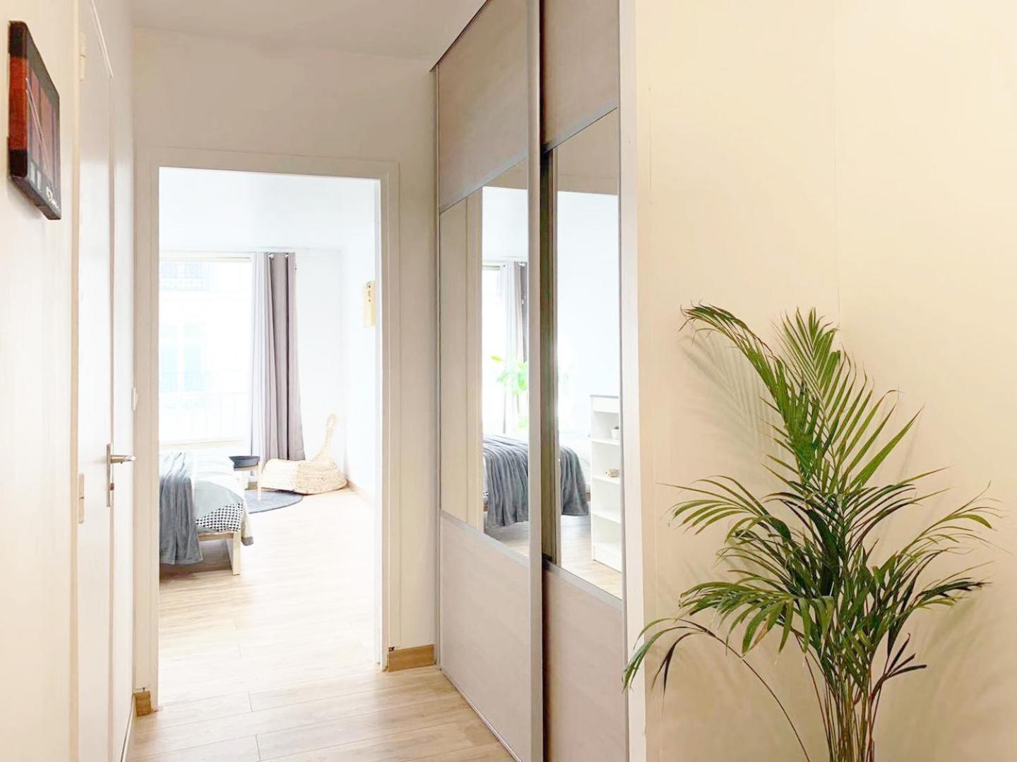 Nearby Arc Triomphe Champe Elysee Apartment