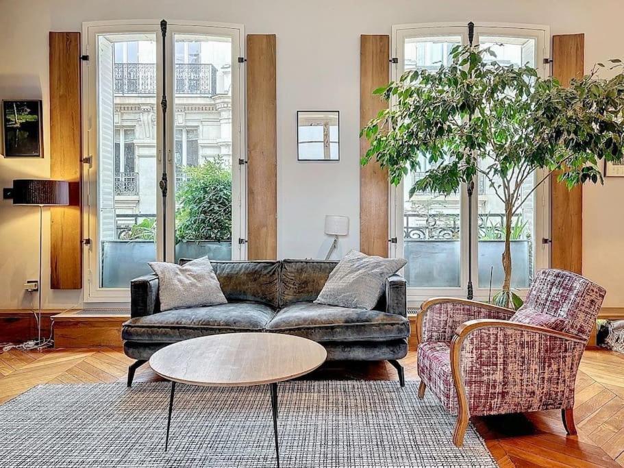 Anvers Apartment Paris