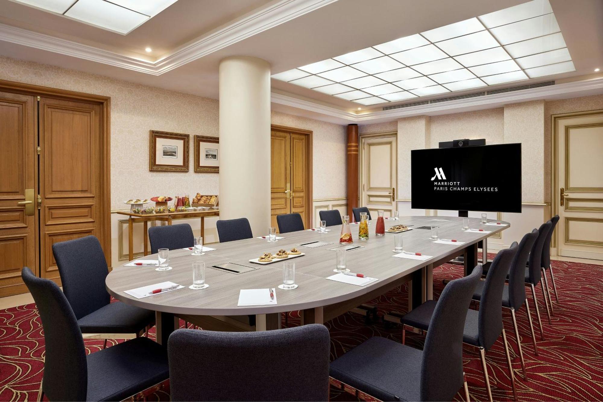 Marriott Champs Elysees Hotel 5*
