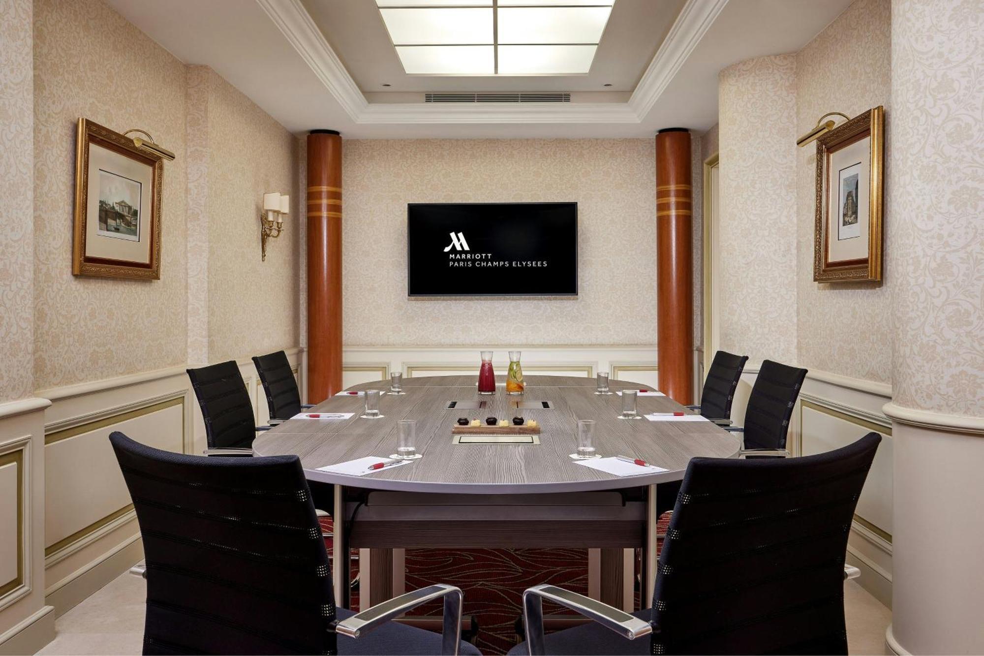 Marriott Champs Elysees Hotel