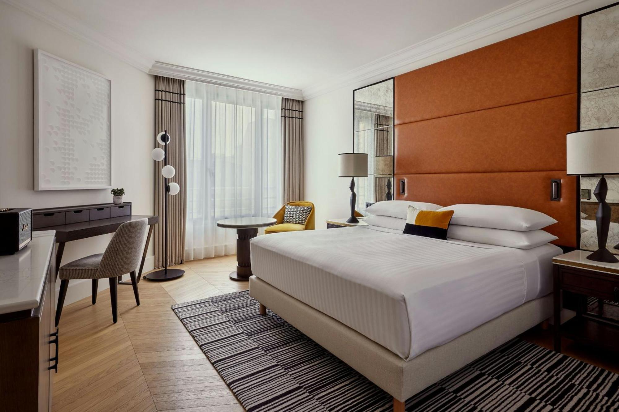 Marriott Champs Elysees Hotel 5*