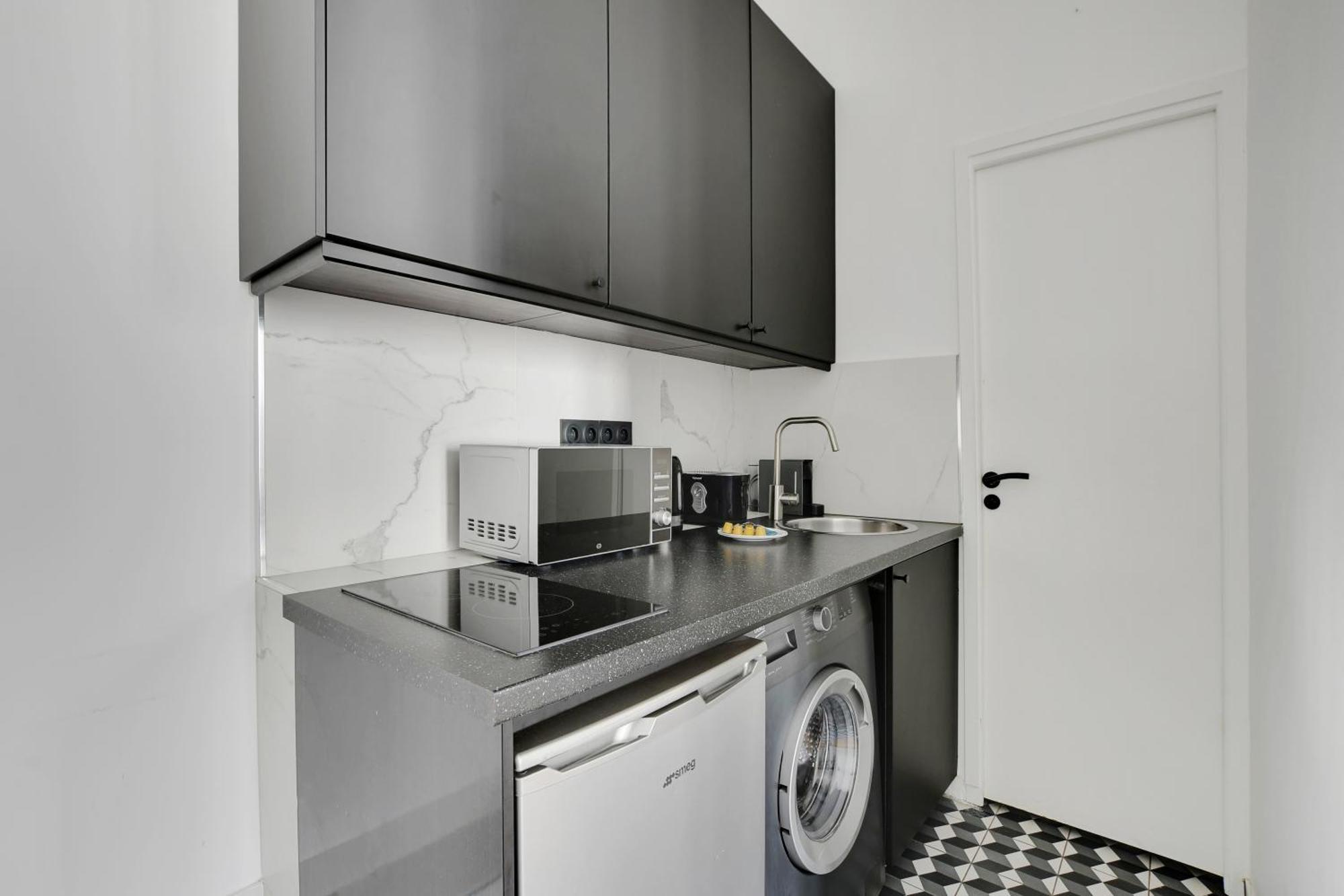 Cmg Faubourg Saint Antoine- Bastille - 1gg