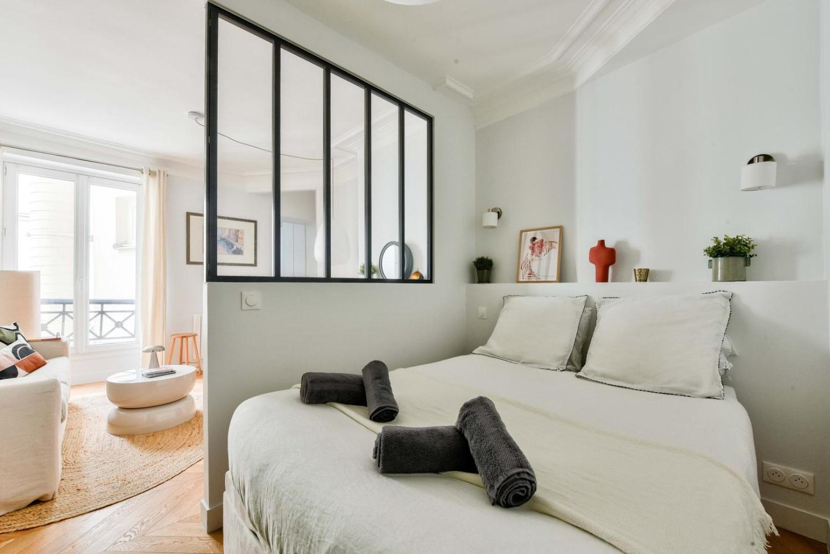 A Pied : Folies Bergere Et Grands Boulevards Apartment