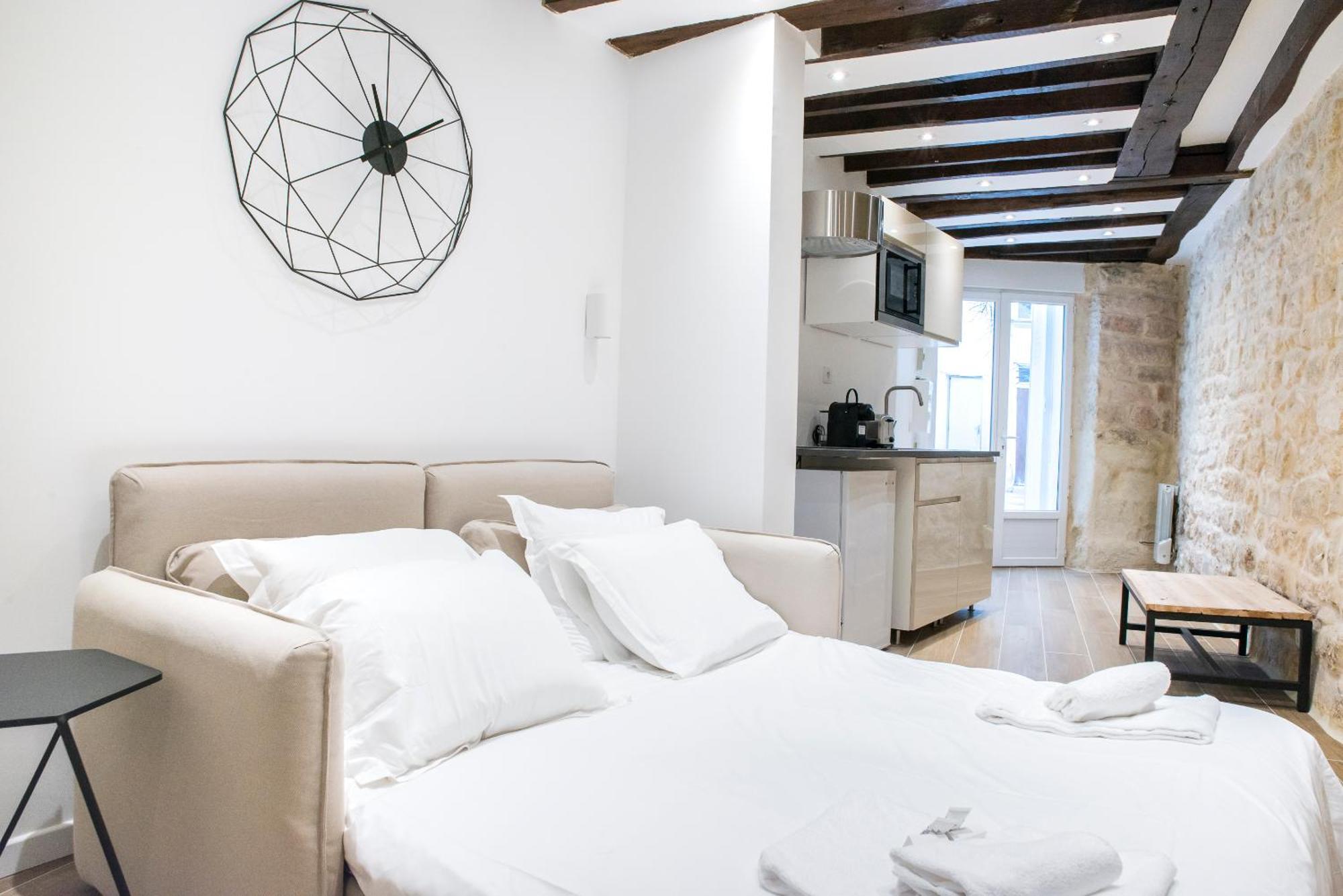 Apartment Cia - Des Abbesses *