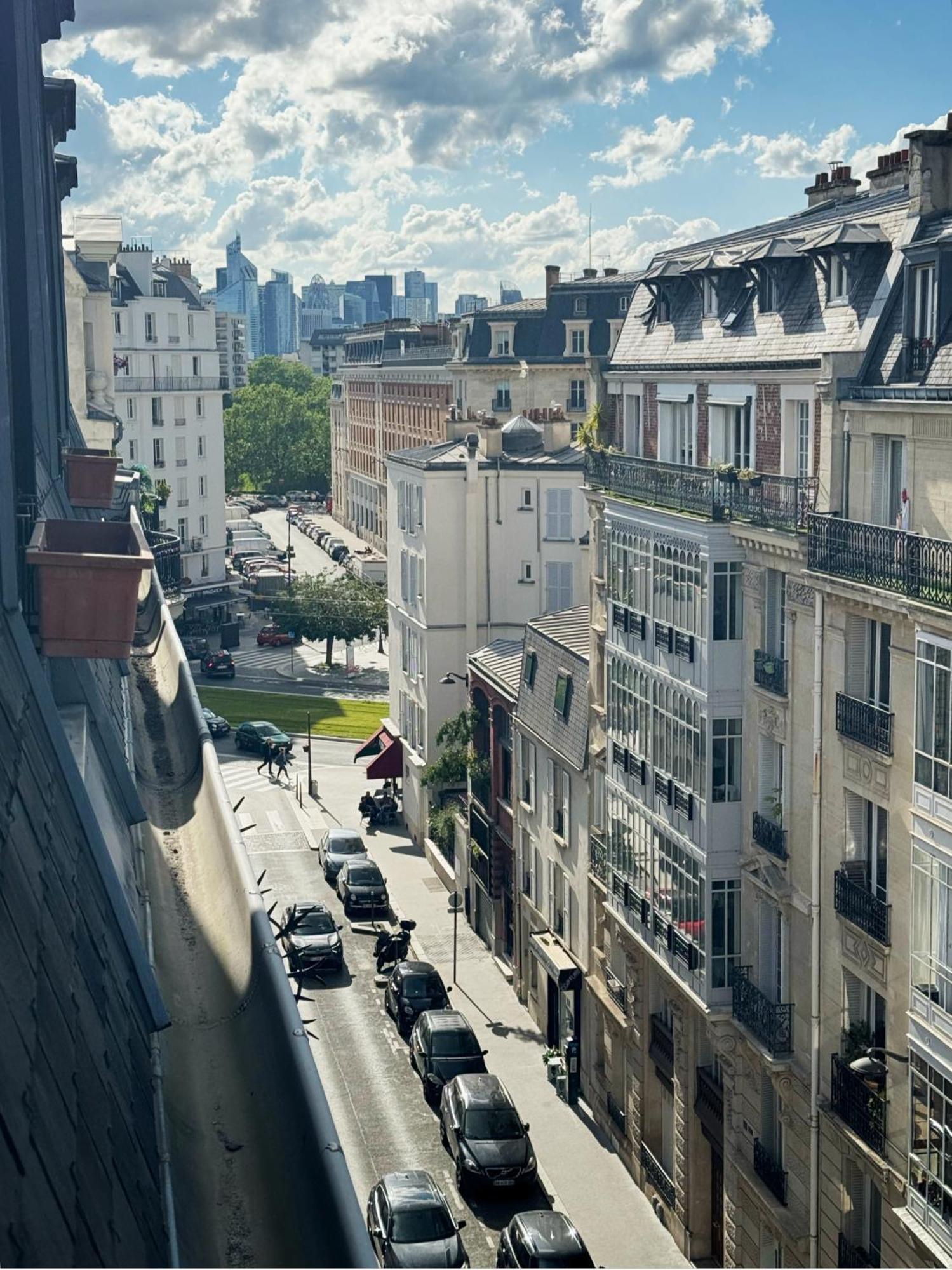 Apartment Cosy Au Coeur Du 17eme