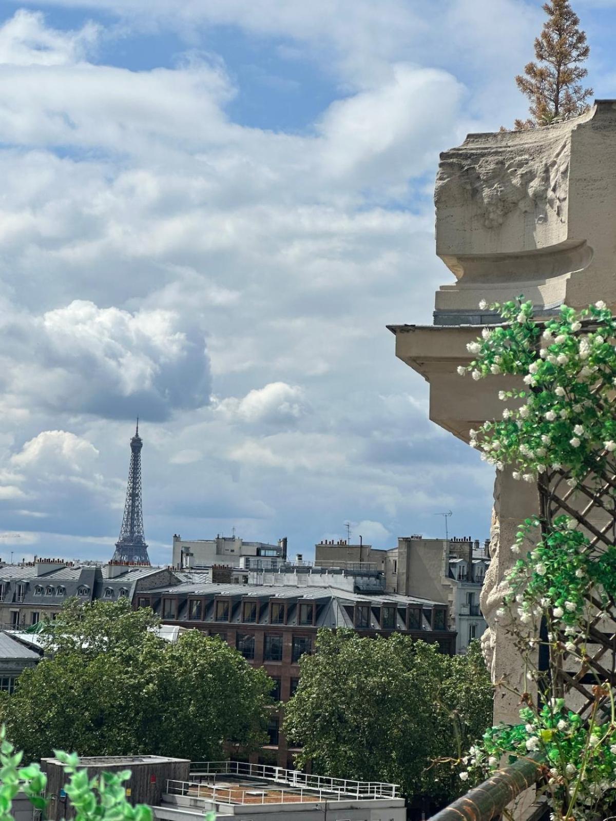 Eiffel Tower View Arc Triomphe Champs Elysees Area * Paris