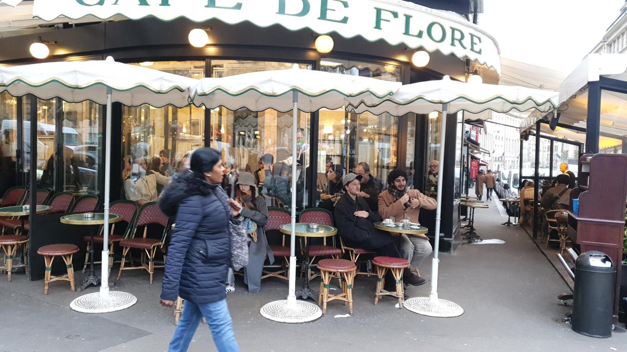 1 Minute Gare Montparnasse,center,close To Louvre Meusm And Eiffel Tour ,amusing Place Paris