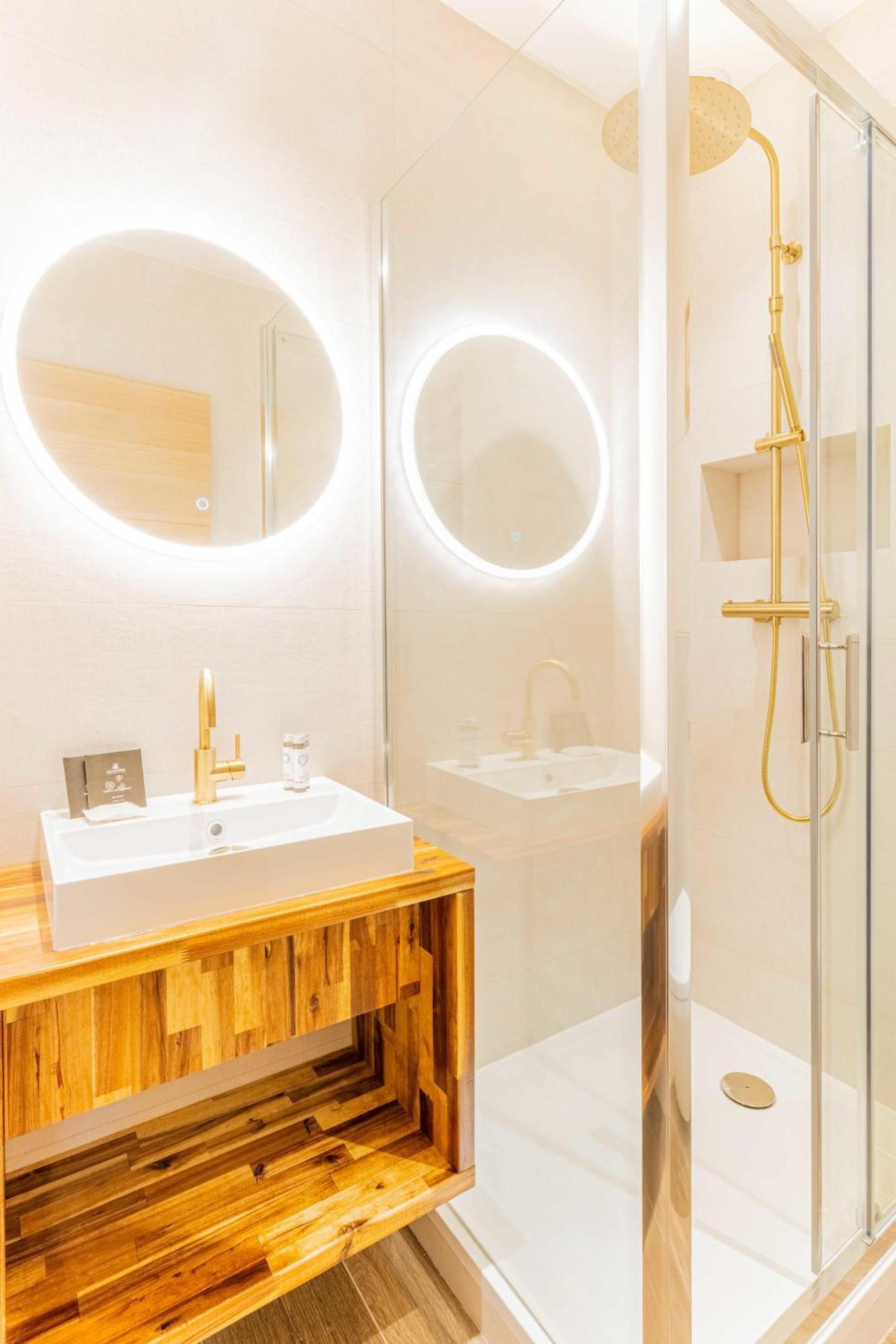 Amazing - 2br 6p - Gare Du Nord Apartment *