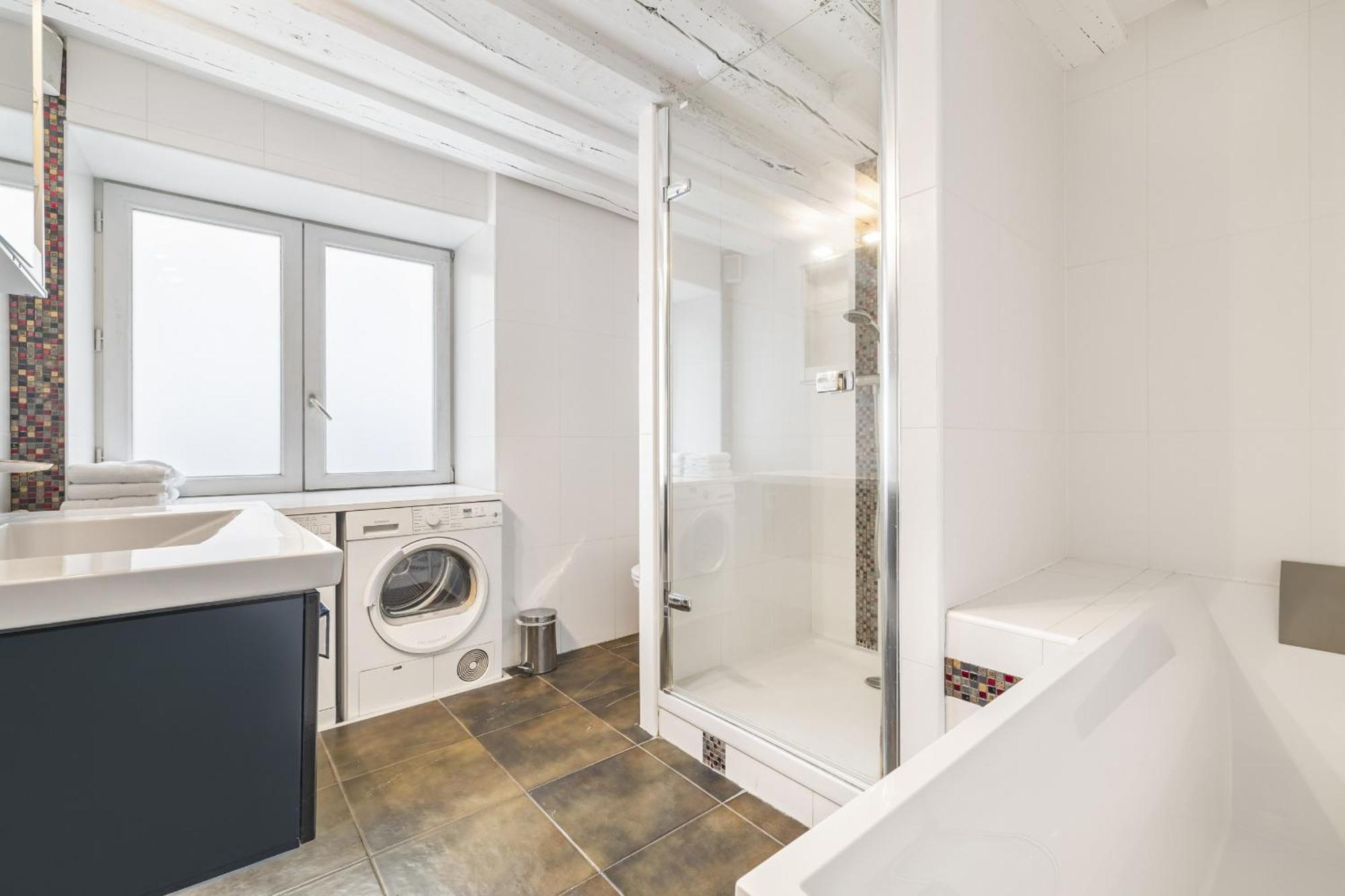 Bahia Paris