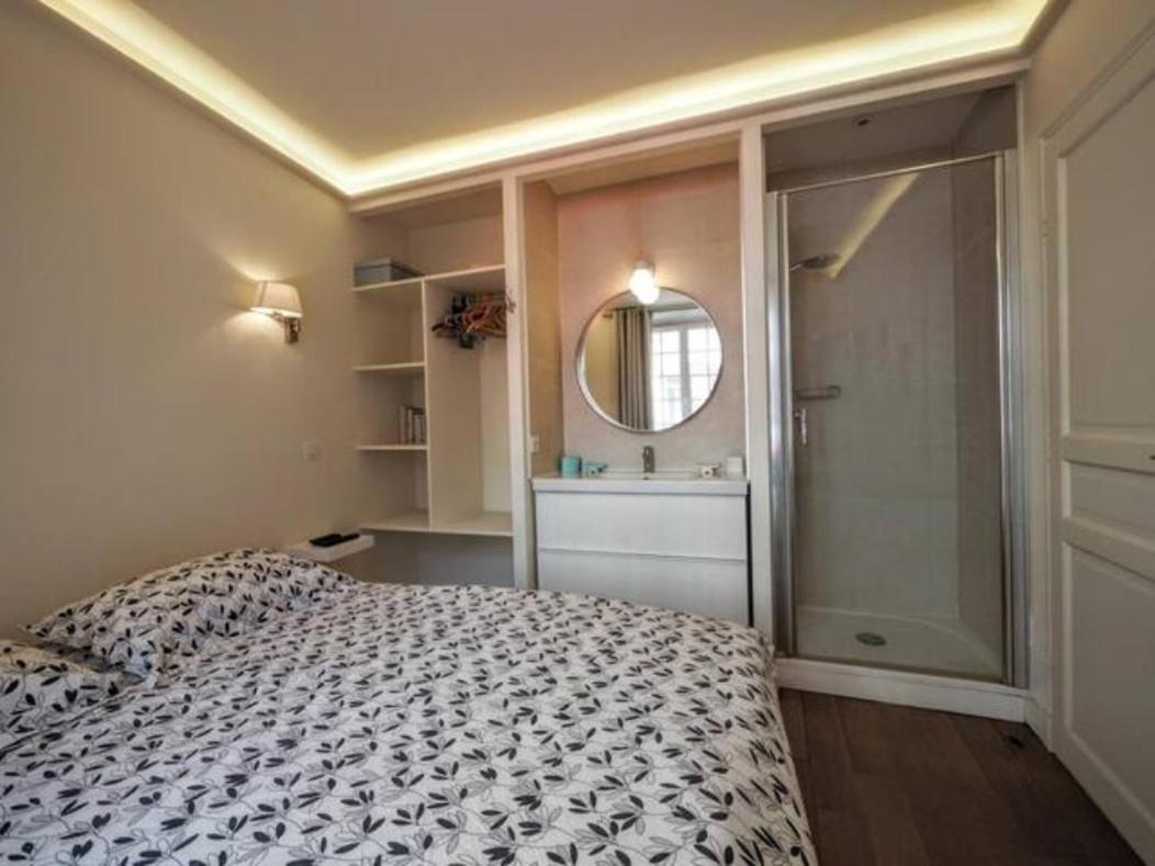 Louvre Bourse Center Apartment *