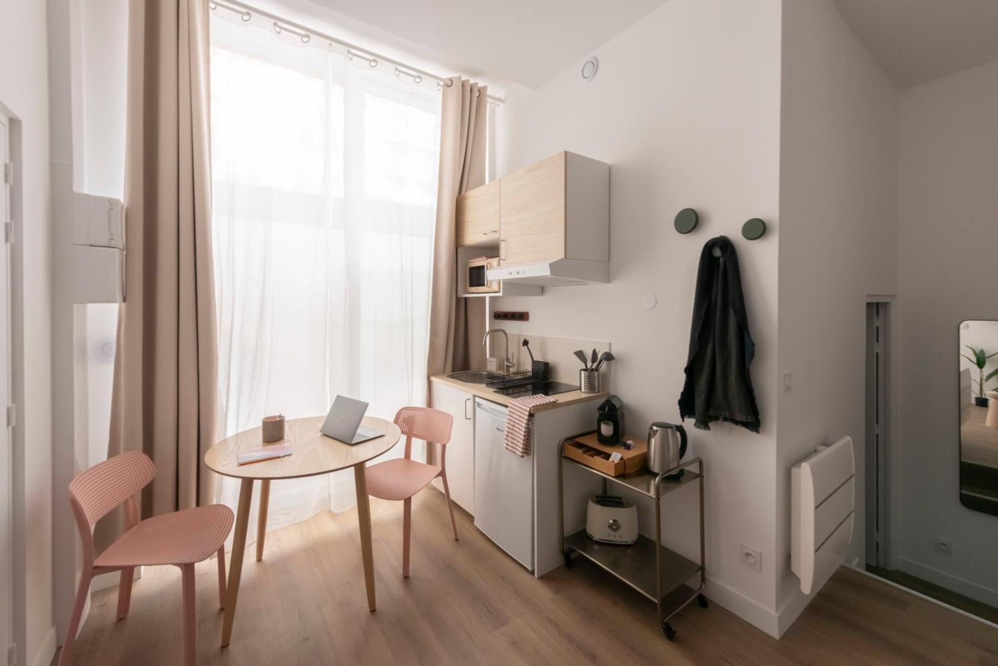 Apartment Modern In The 10th District *