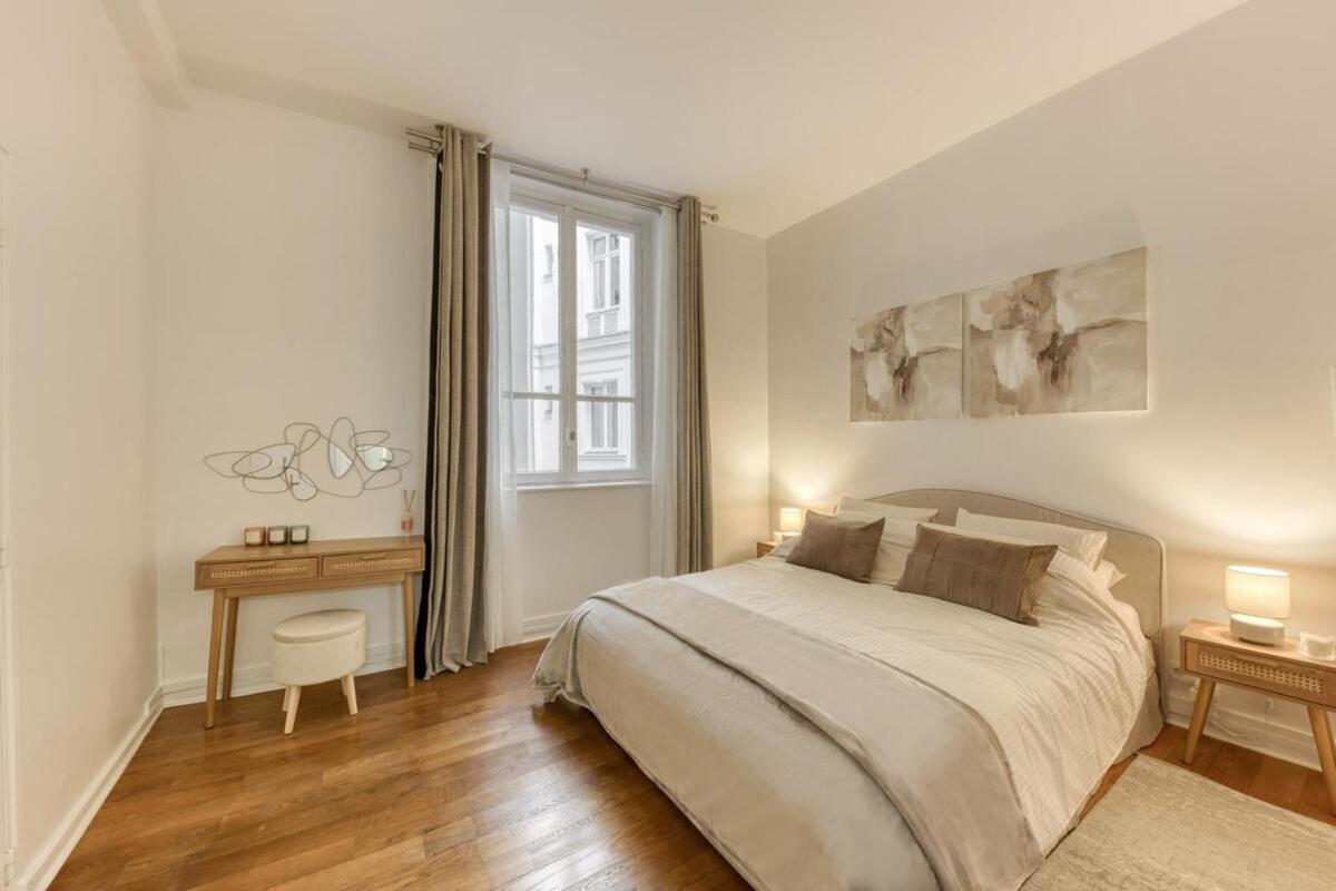 Arc & Luxe Champs-elysees Apartment *