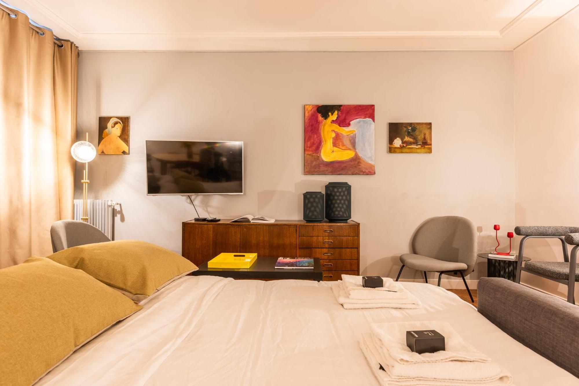 Apartment Luxury Flat For 6 People With Balcony - Near Metro *