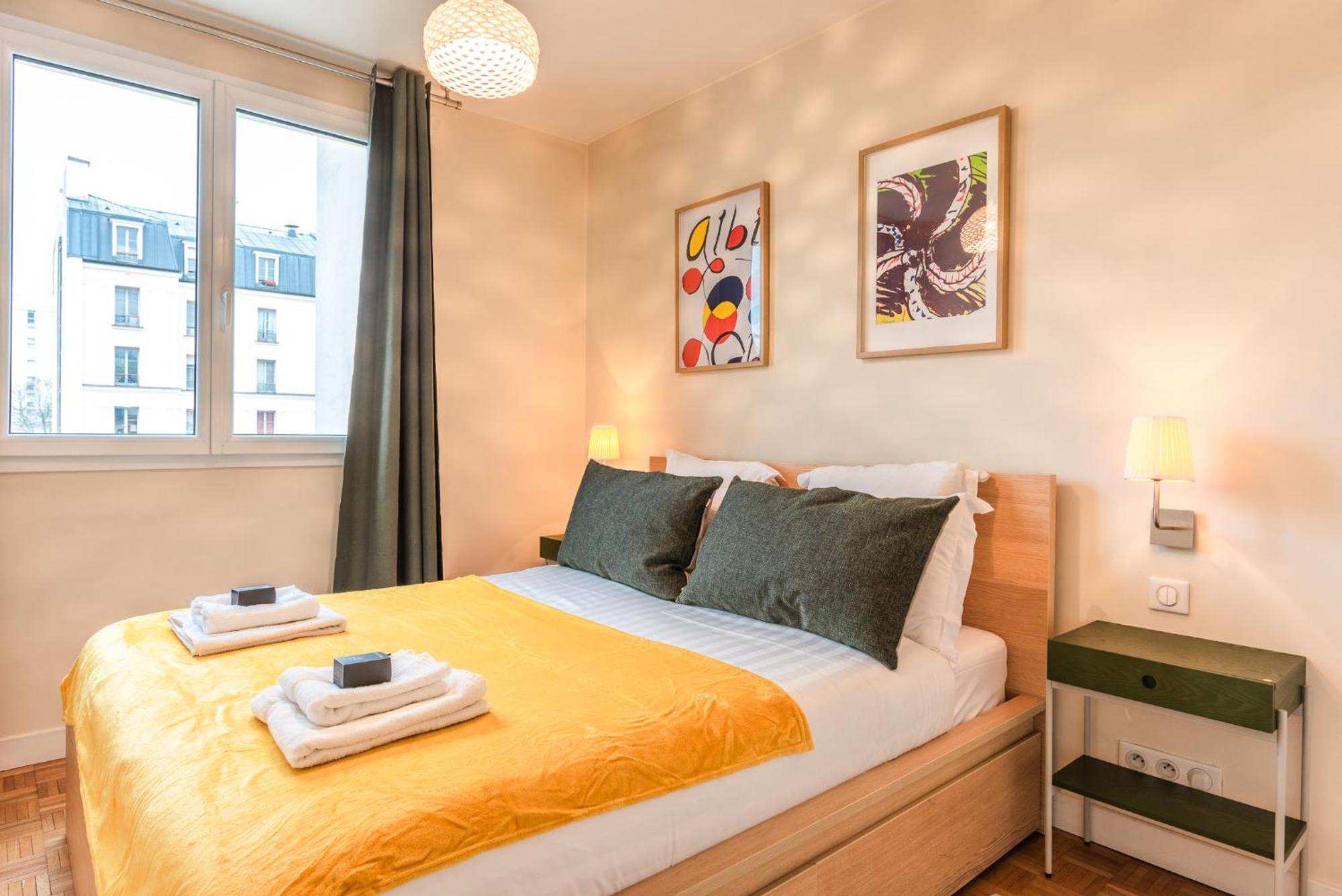 Luxury Flat For 6 People With Balcony - Near Metro Paris