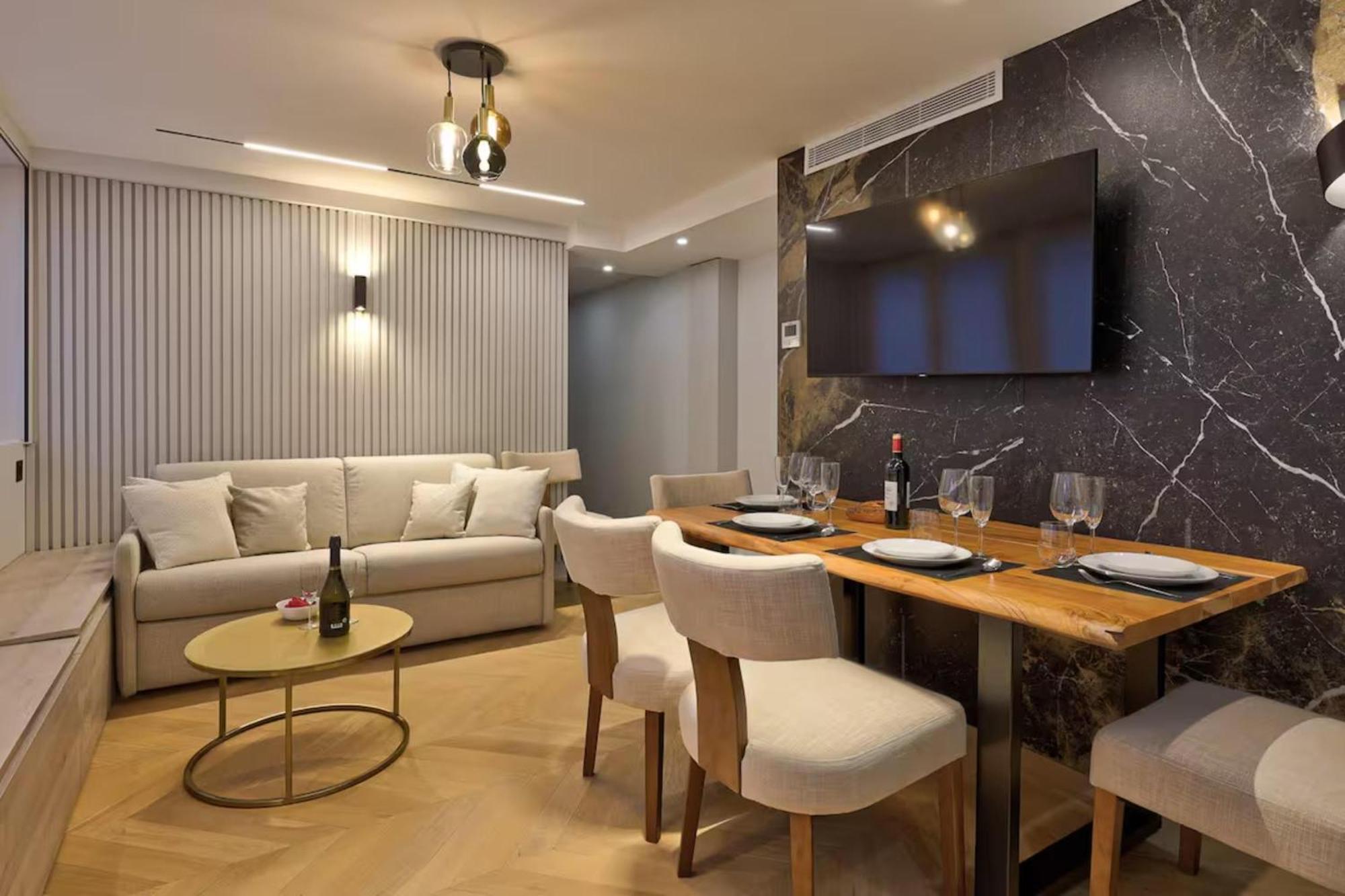 Ac Champs De Mars Eiffel Tower By Prestige * Paris