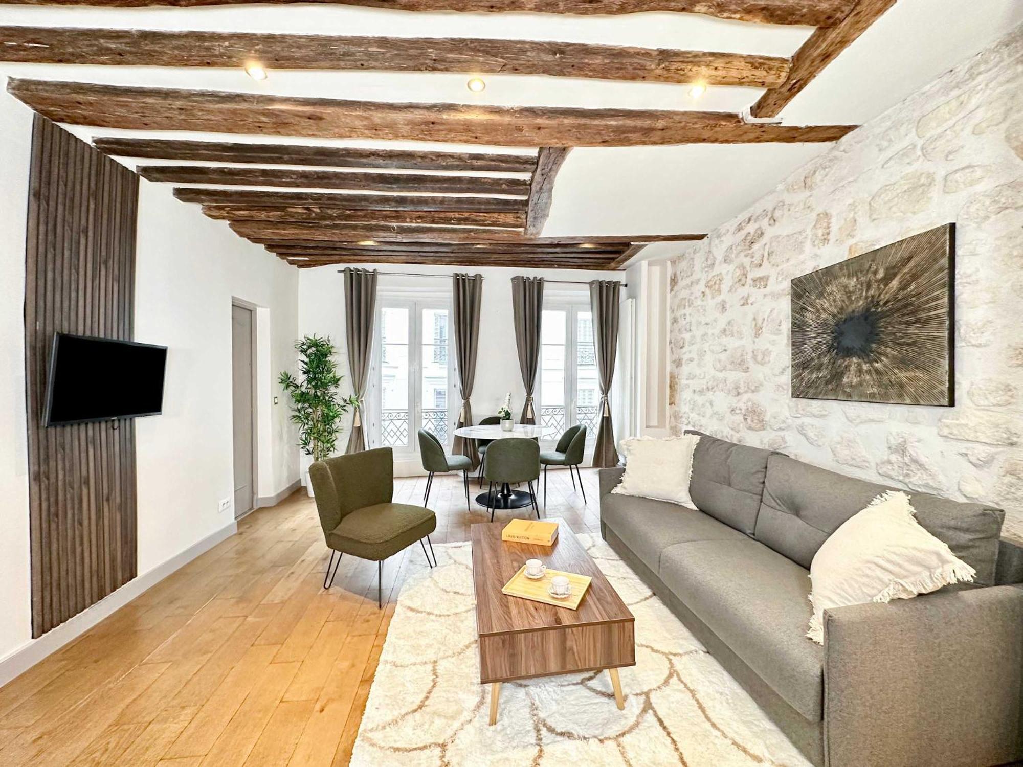 Brand New In Le Marais Apartment