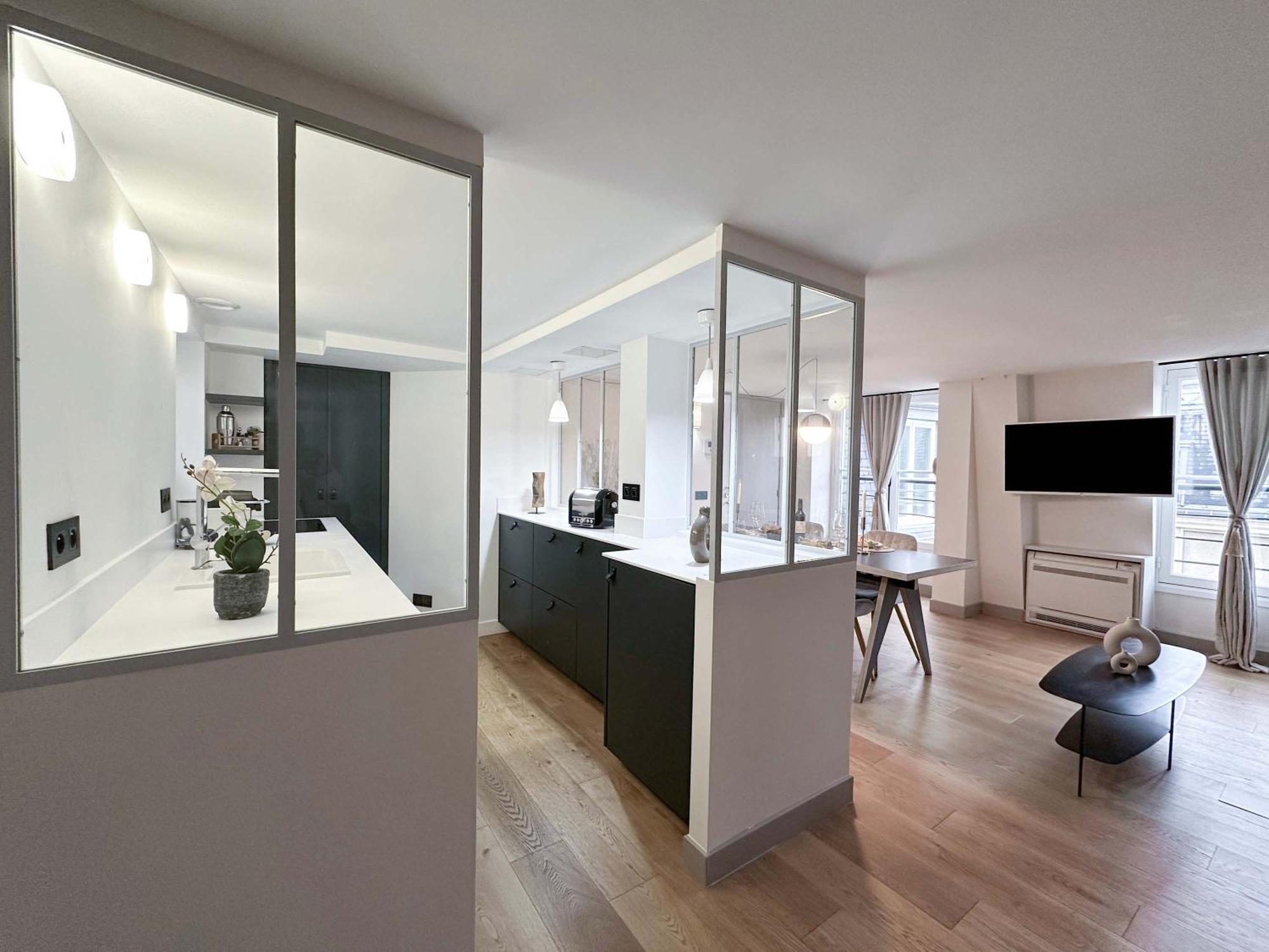 Luxurious Family Near Luxembourg *