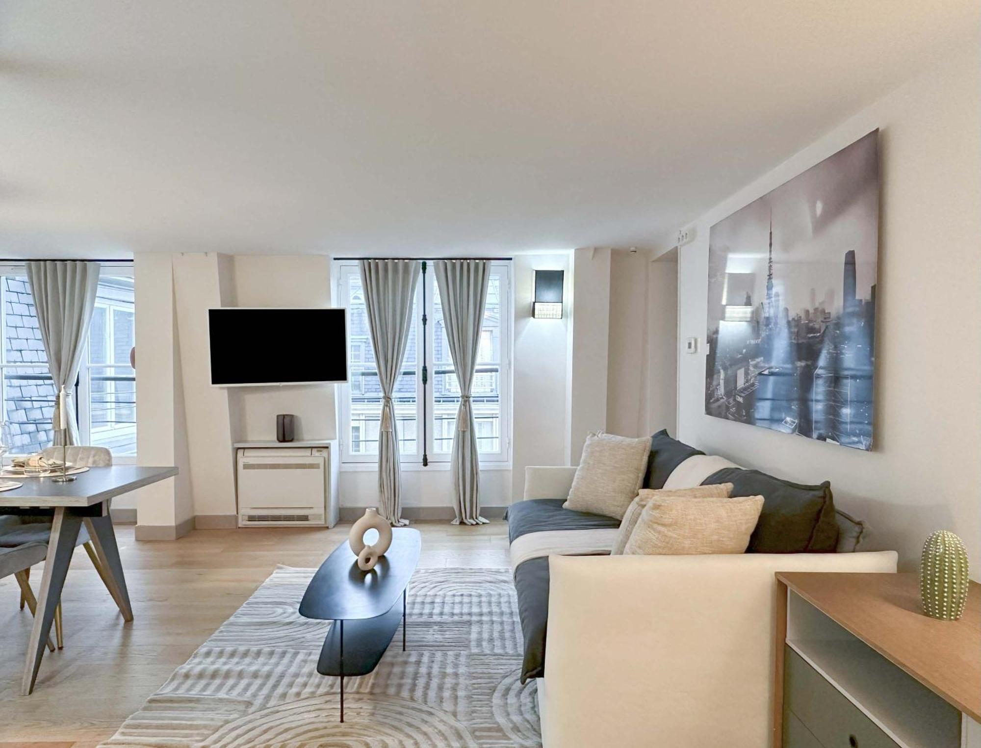 Luxurious Family Near Luxembourg * Paris