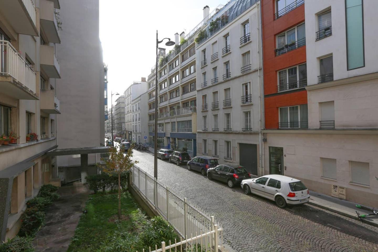 Bright Pied-a-terre Eiffel Tower 4 People Apartment *