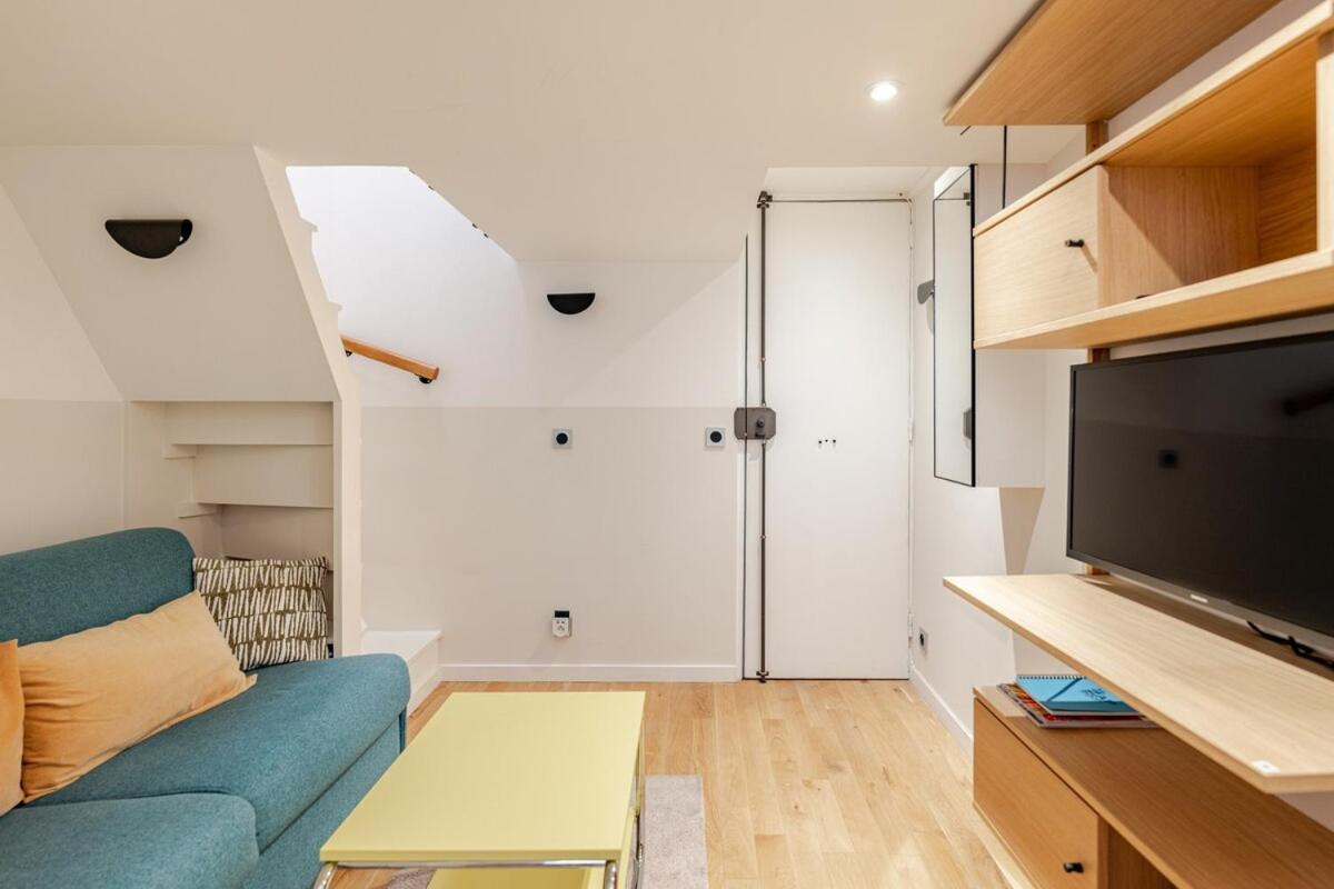Apartment Stylish Duplex In Vibrant Center