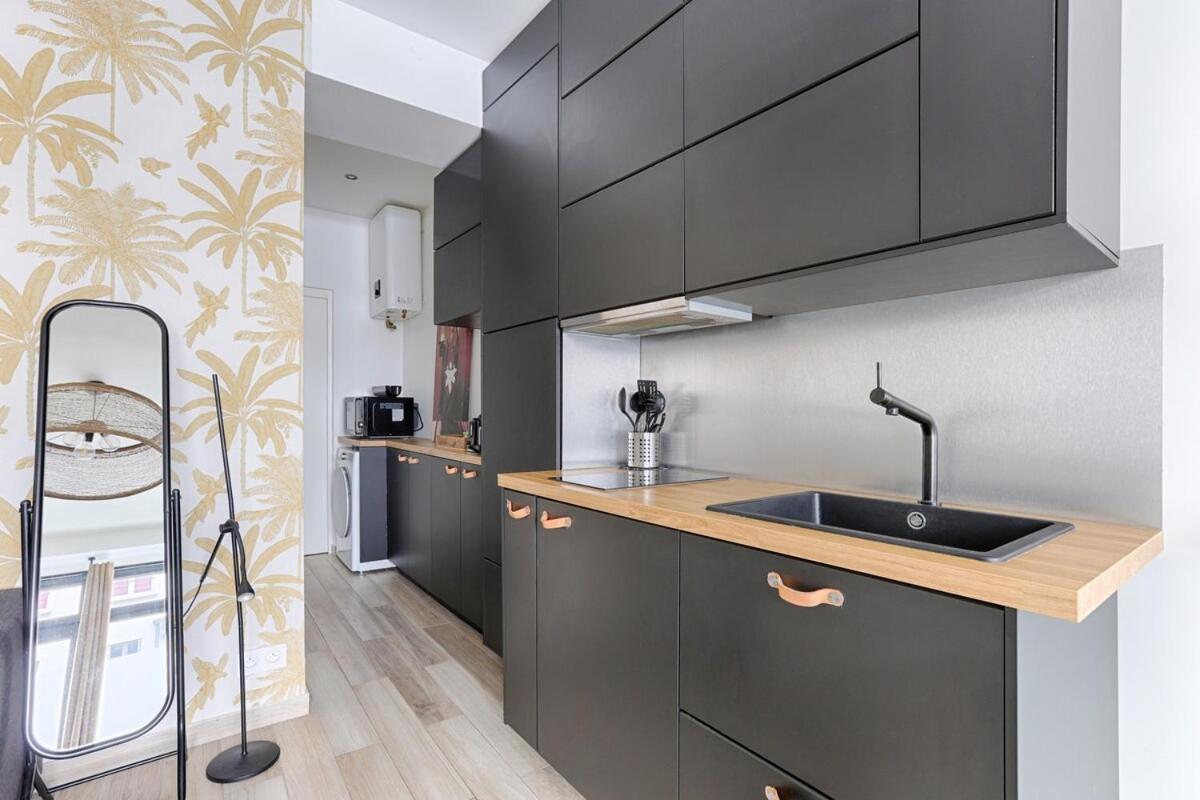 Apartment Montmartre Sacre Coeur Superb Duplex