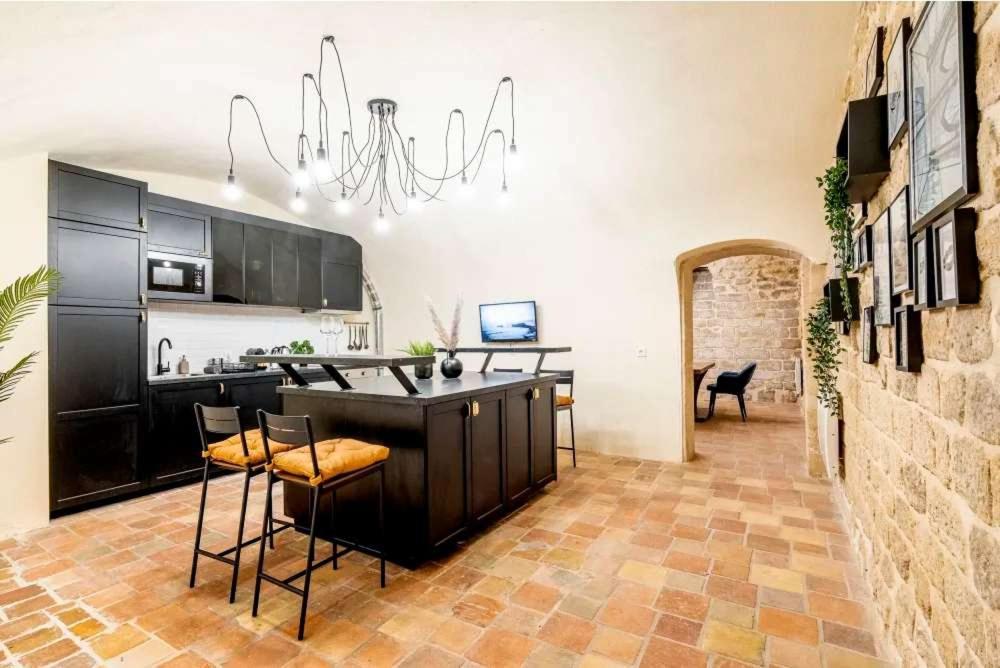 Apartment Keyz - Spacious 2bd In The Heart Of Le Marais Paris