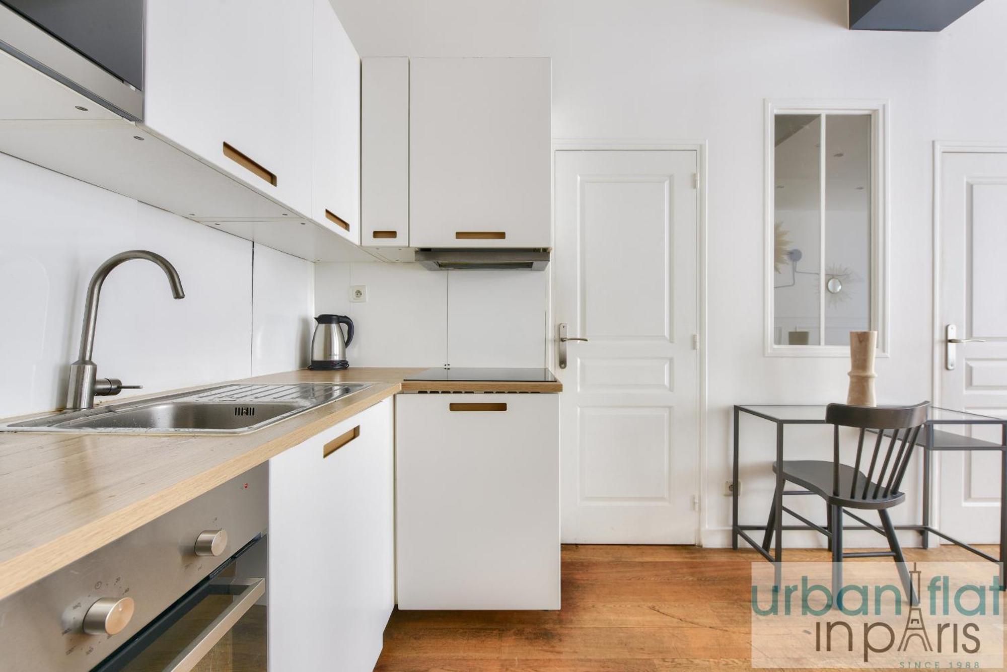 Apartment Urban Flat 34 - Beautiful 3 Bedroom Louvre Paris
