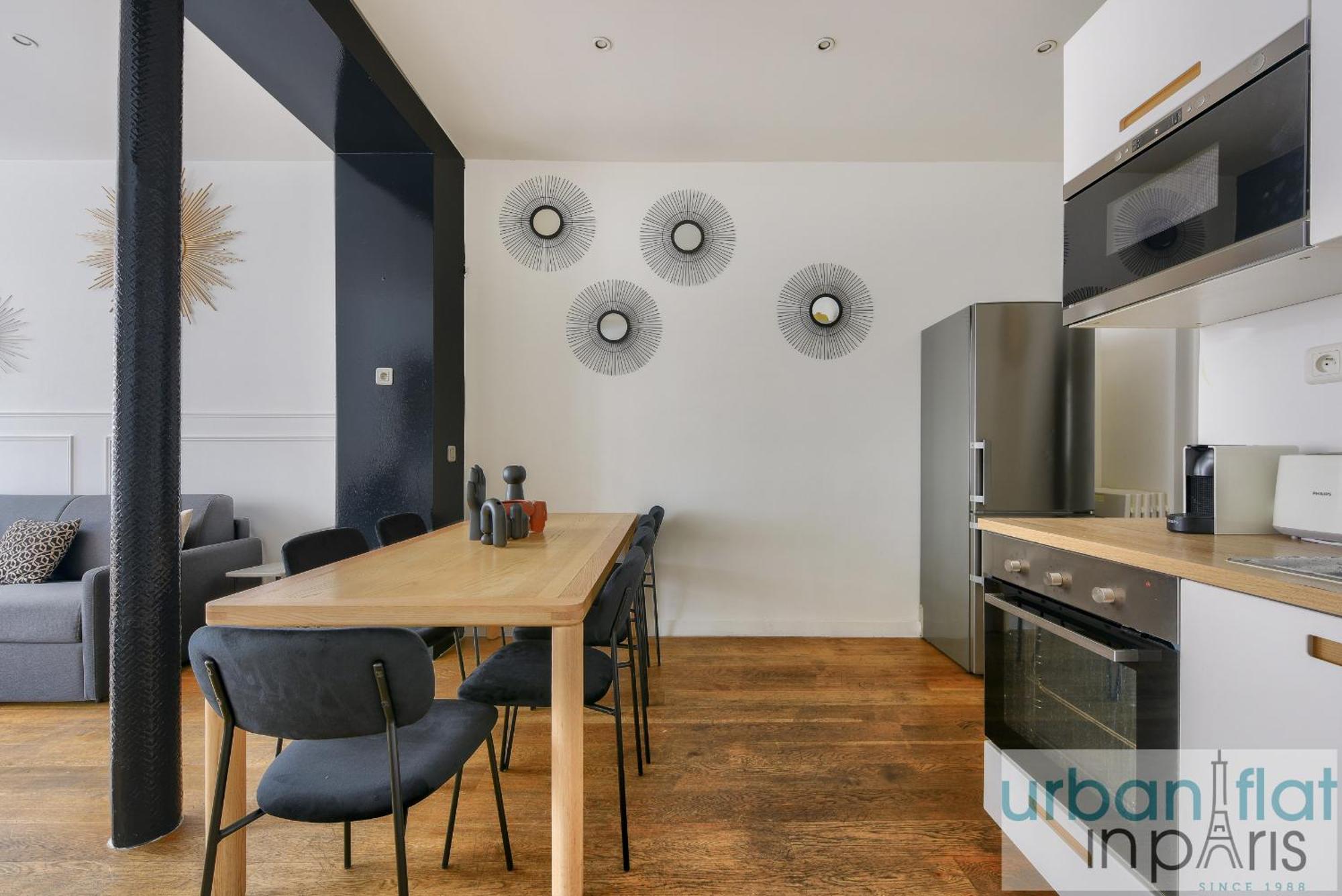 Apartment Urban Flat 34 - Beautiful 3 Bedroom Louvre *