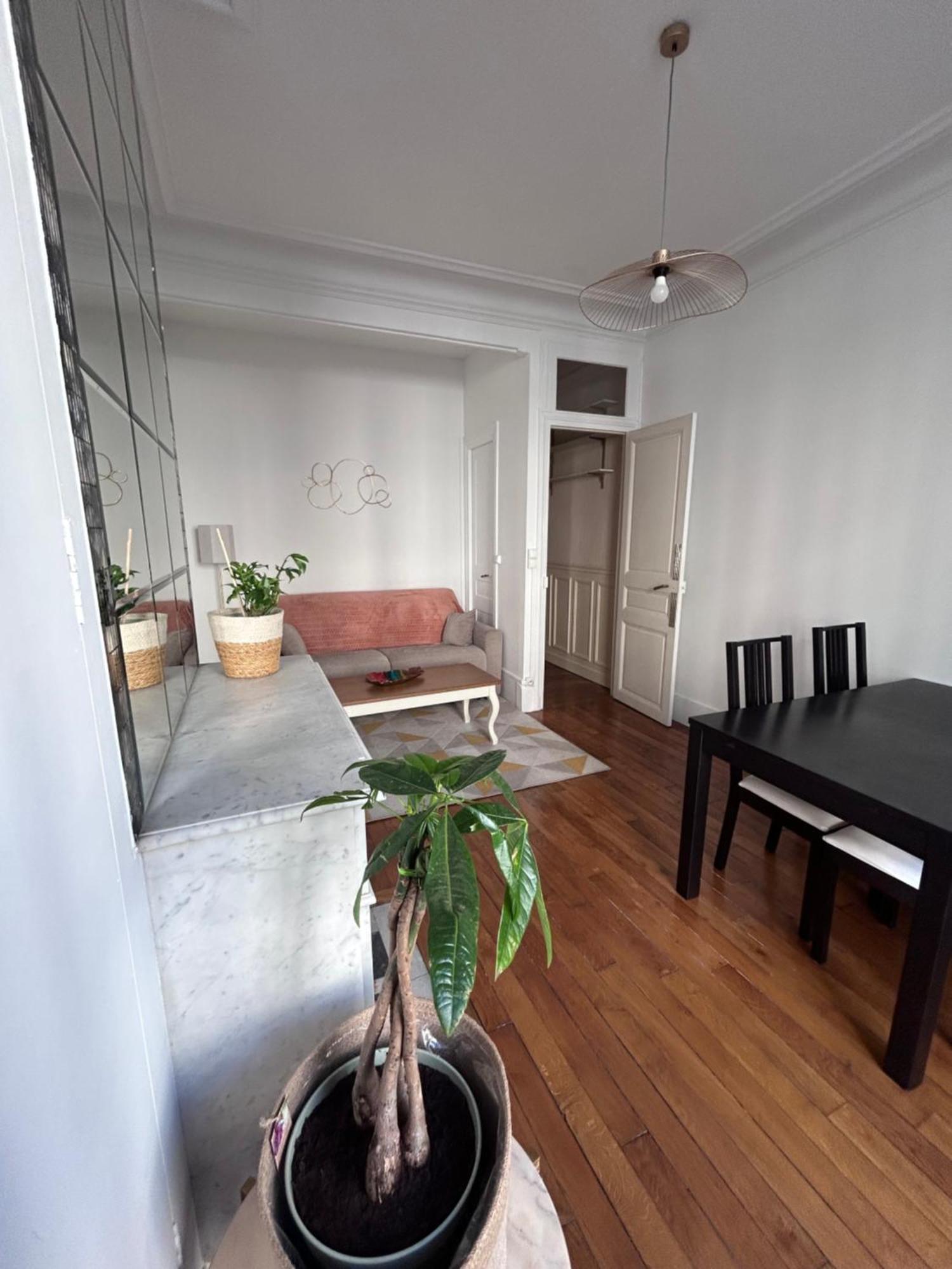4 Personnes Porte Saint Martin Homestay Paris